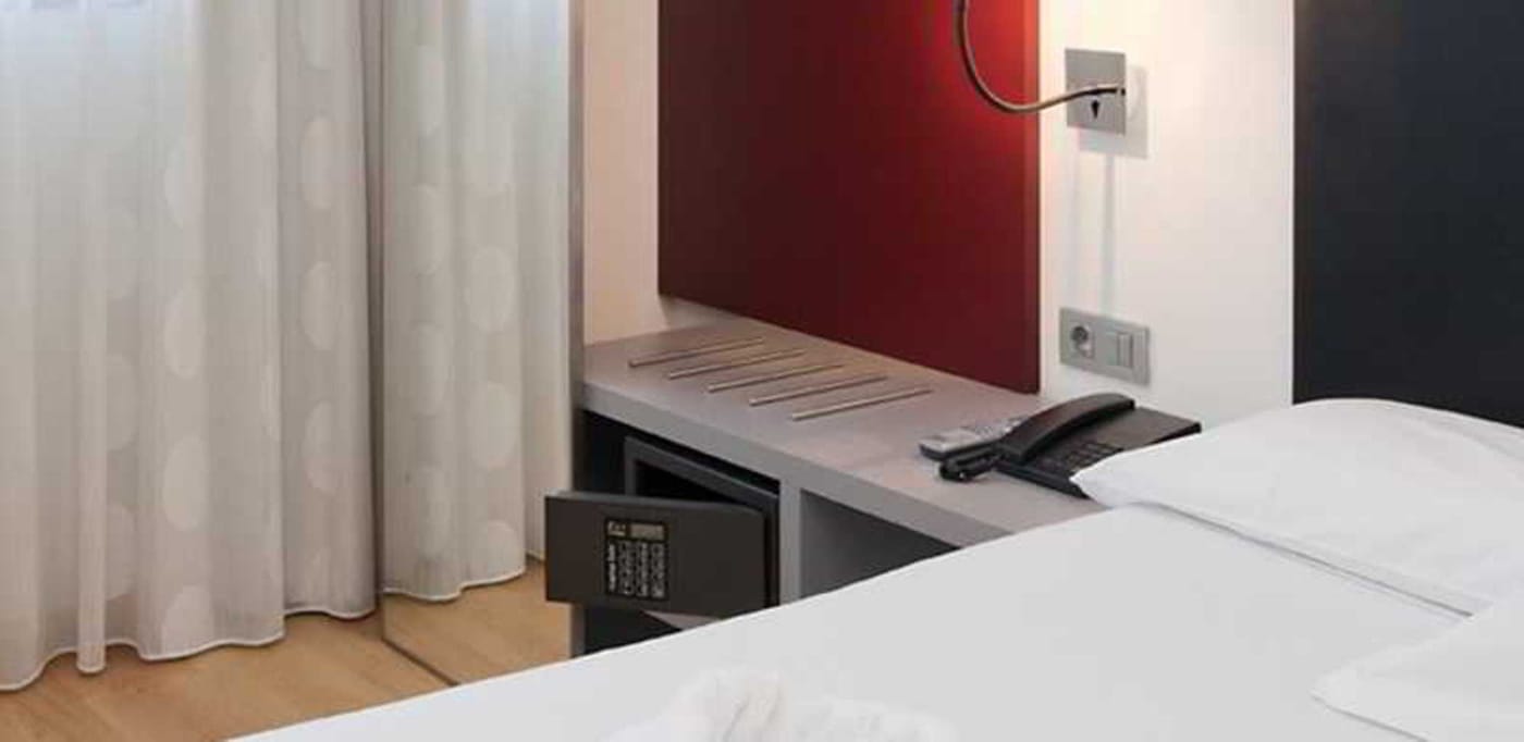 Ilunion Valencia 3 - Spain - VALENCIA - Room - 9