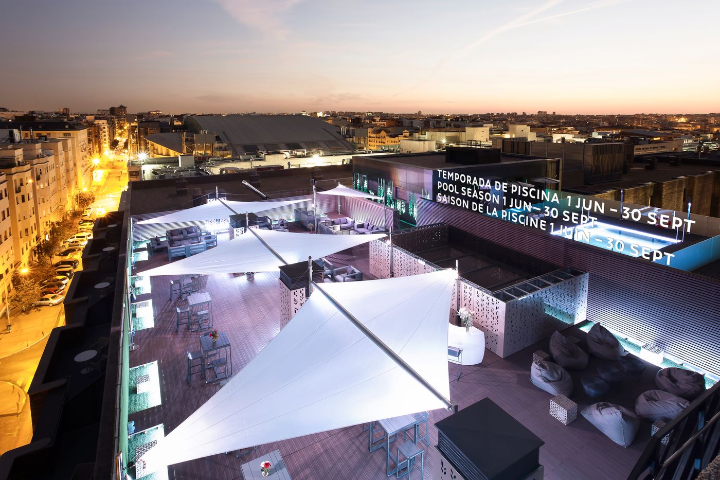 Novotel-Madrid-Center-Pool-48