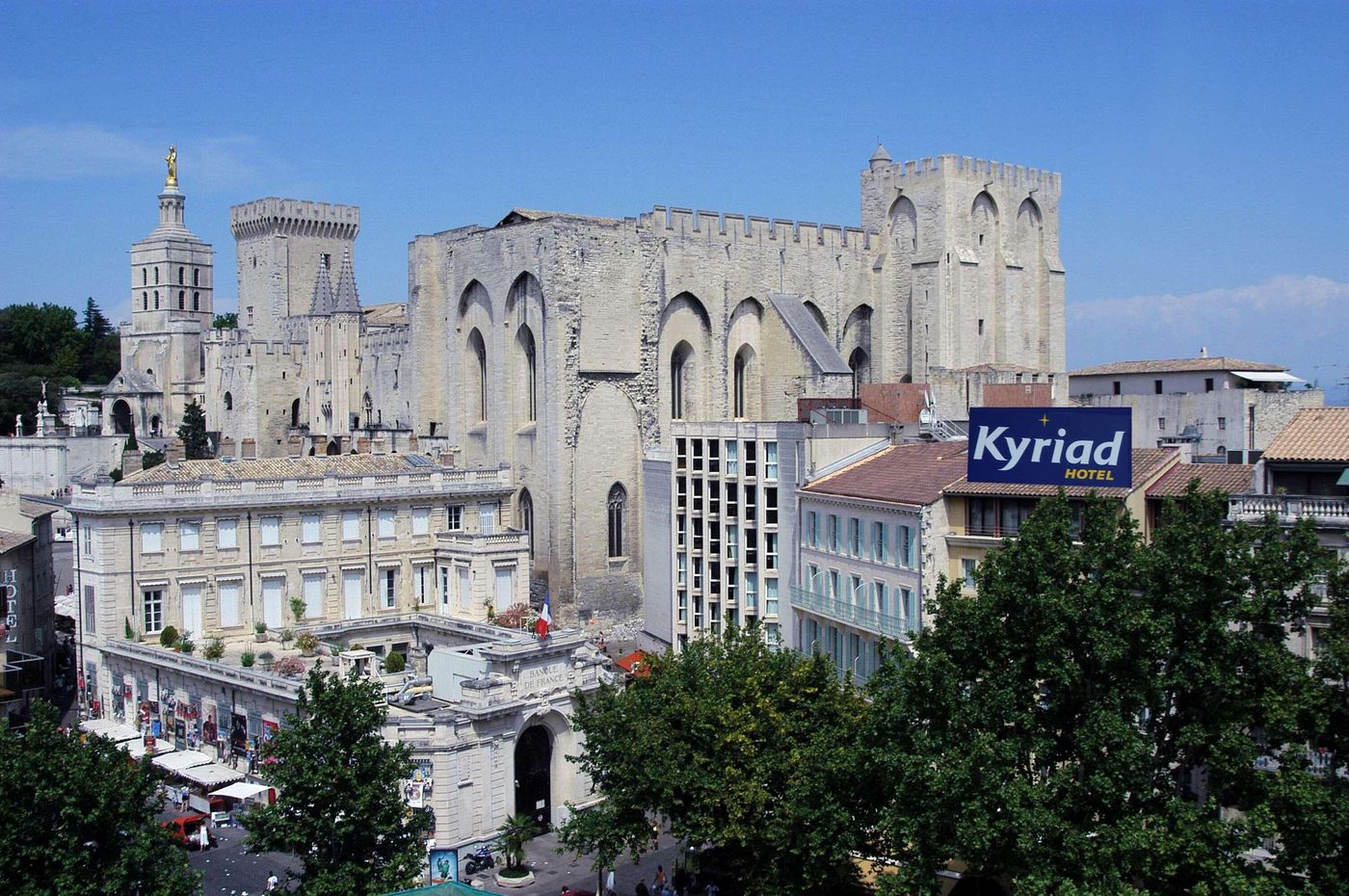 Kyriad Avignon - Palais des Papes-France-AVIGNON-General view-8