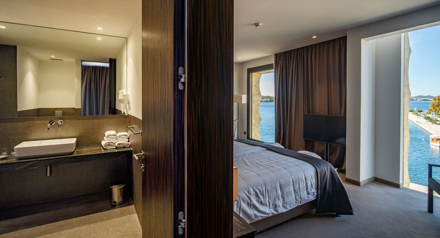 Hotel-Bellevue-Superior-City-Hotel-Room-20