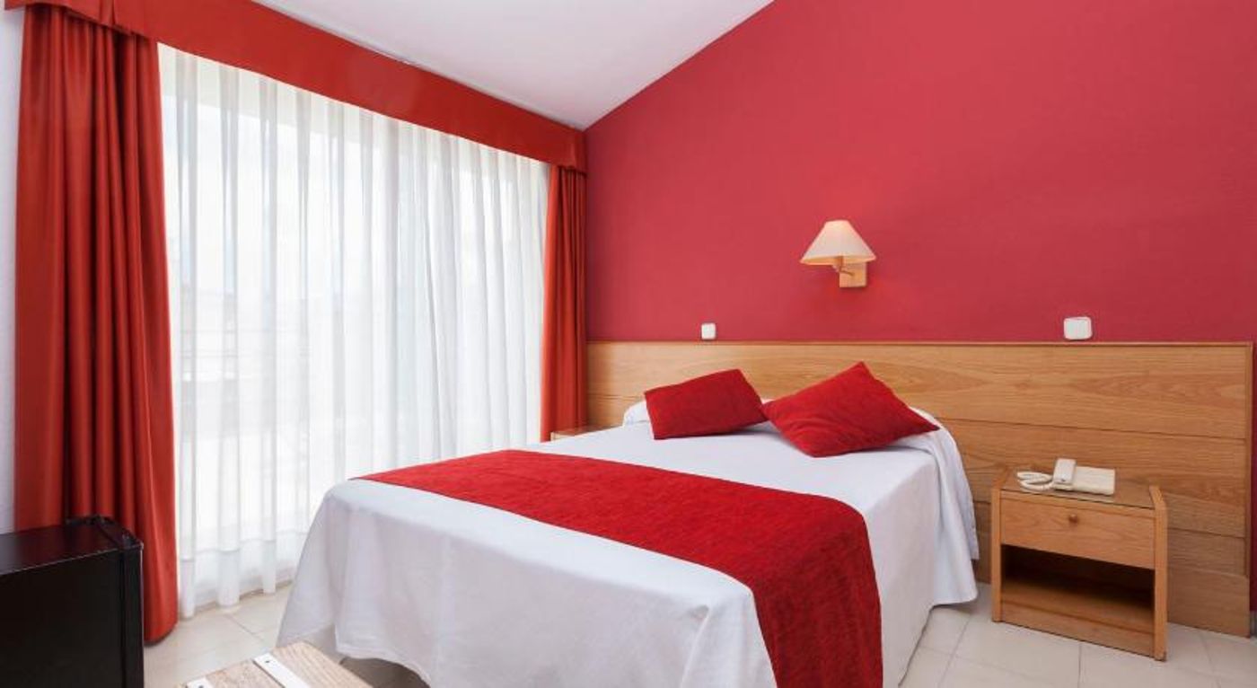 URH-Tossa-de-Mar-Room-33