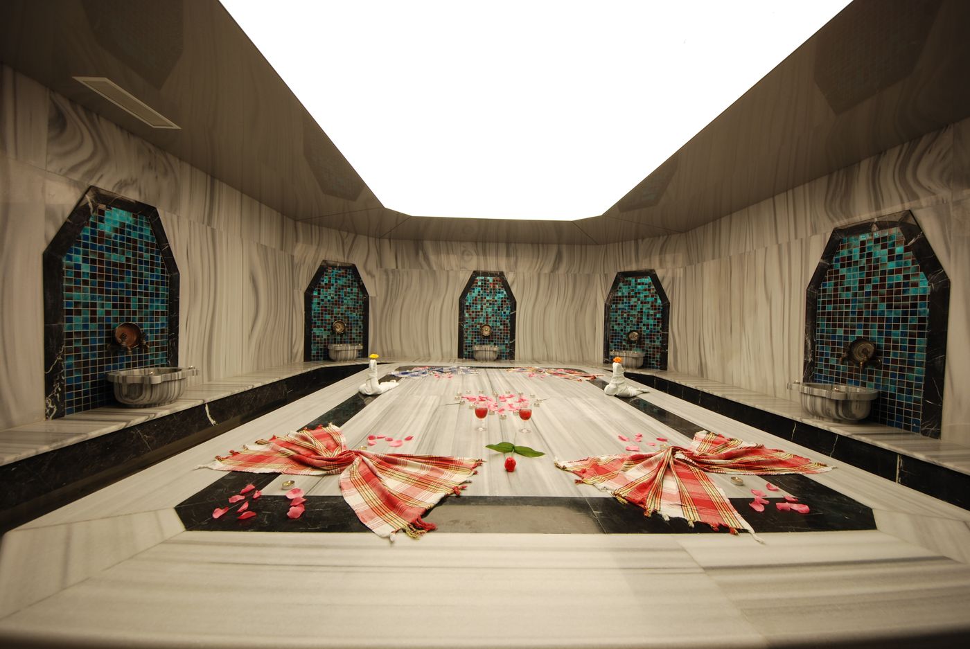 Golden-Rock-Beach-Hotel-Sports-and-Entertainment-31