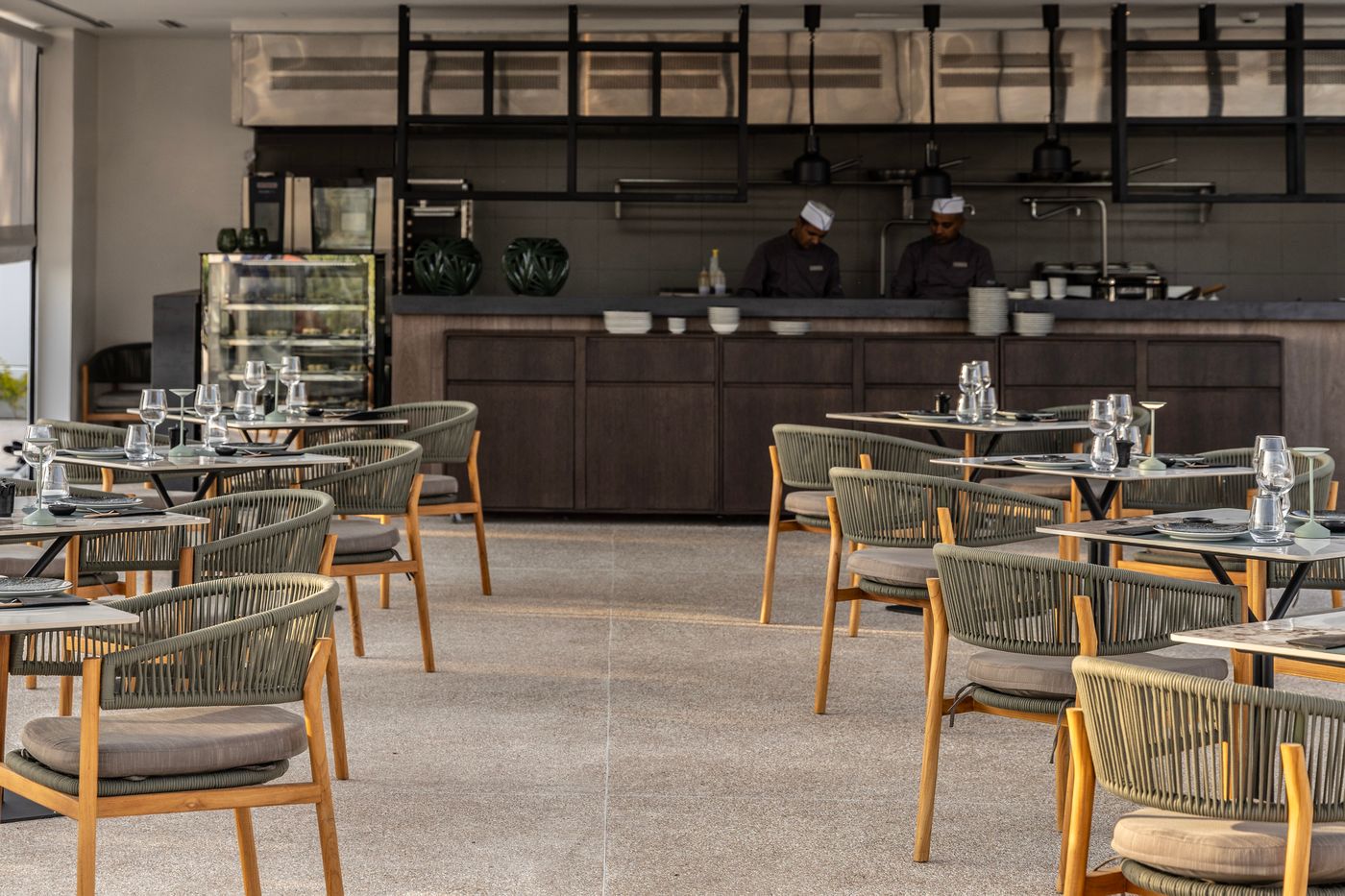 Cali-Resort---Spa-by-Louis-Hotels-Restaurant-58