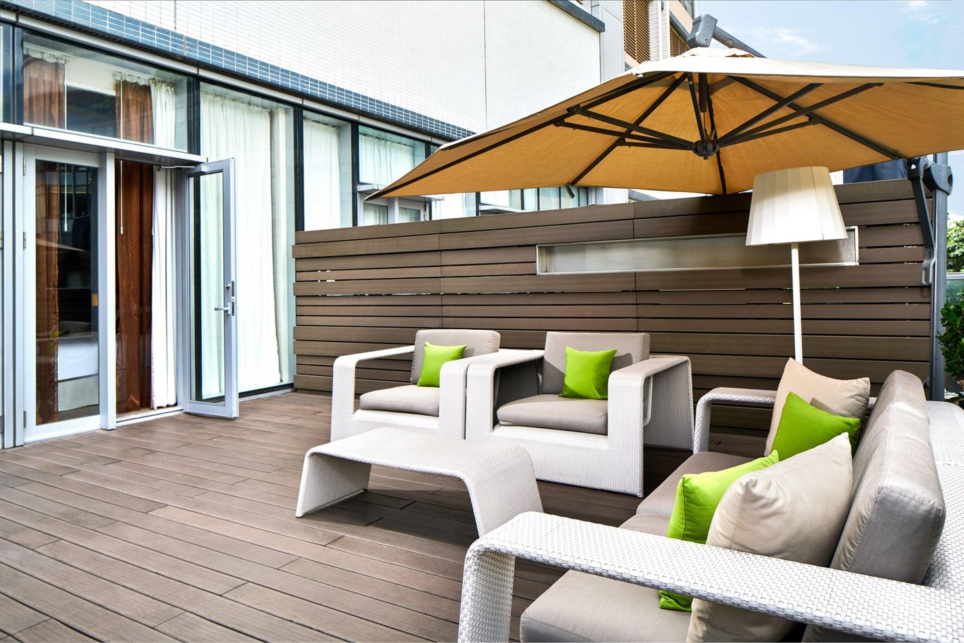 Crowne-Plaza-Hong-Kong-Kowloon-East-Room-3