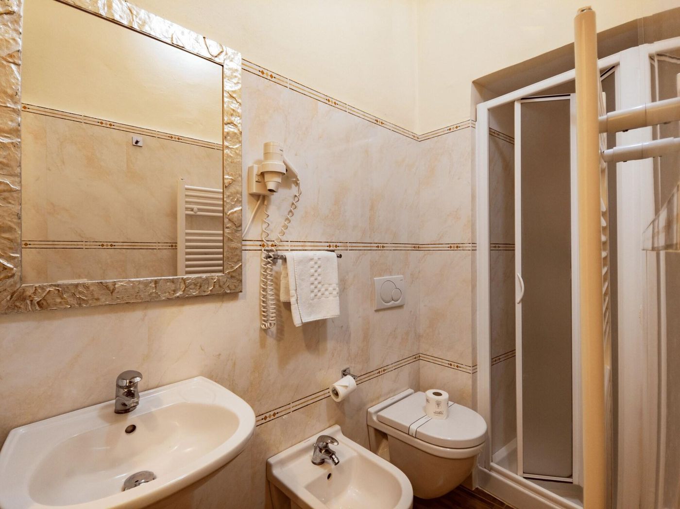 B-B-Siena-in-Centro---Albergo-Diffuso-Room-28