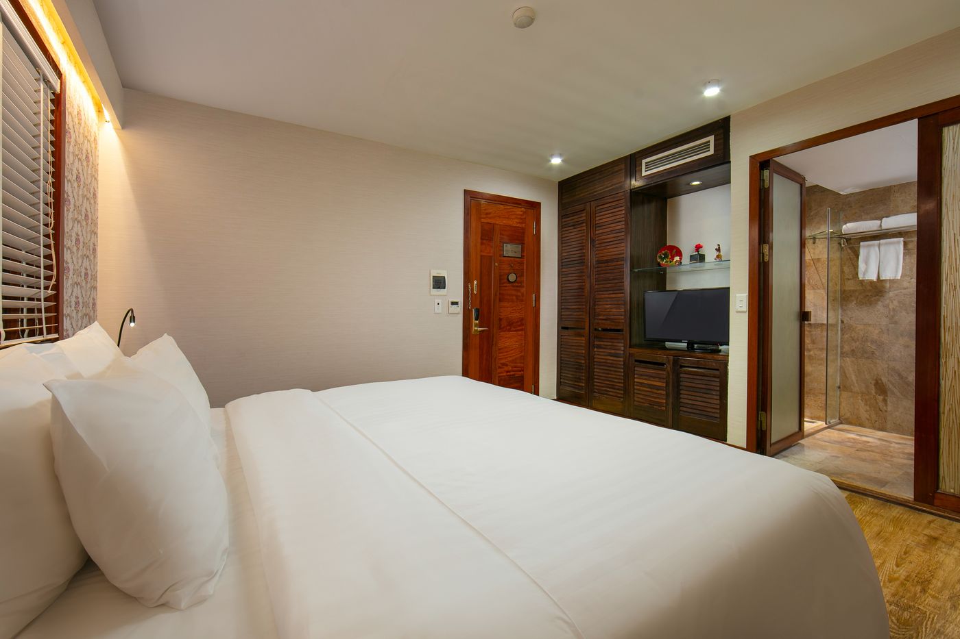 Oriental Suites Hotel & Spa-Vietnam-HANOI-Room-8