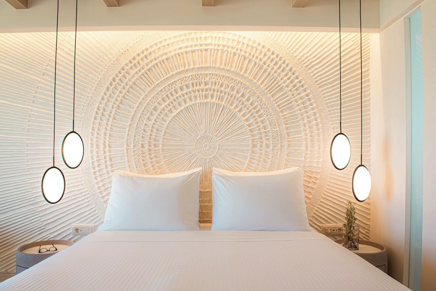 Mitsis-Rinela-Room-44