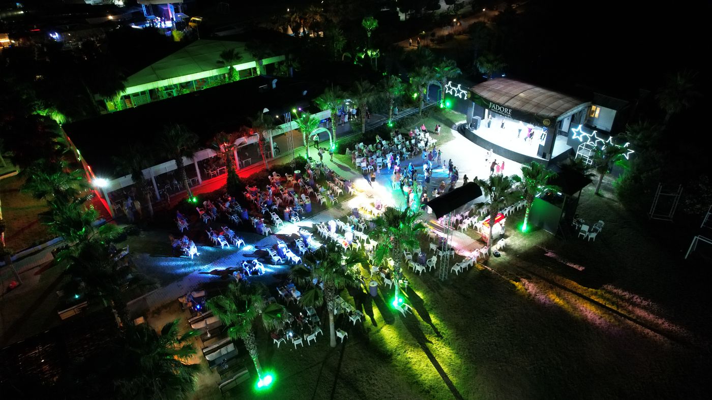 Jadore-Deluxe-Hotel---Spa-Sports-and-Entertainment-25