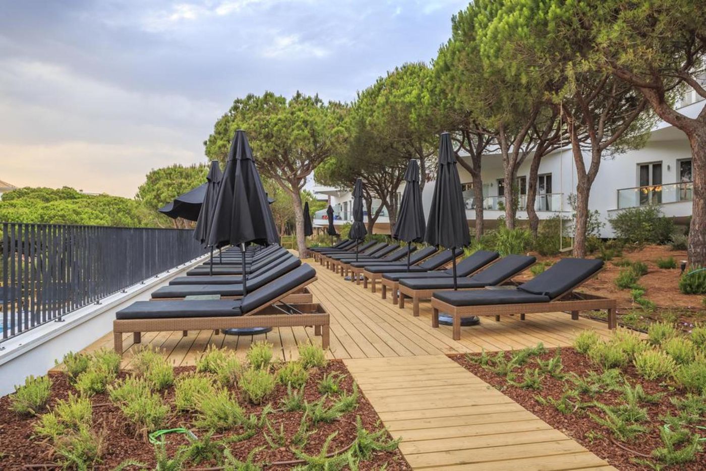 Praia-Verde-Boutique-Hotel---Design-Hotels-Terrace-6