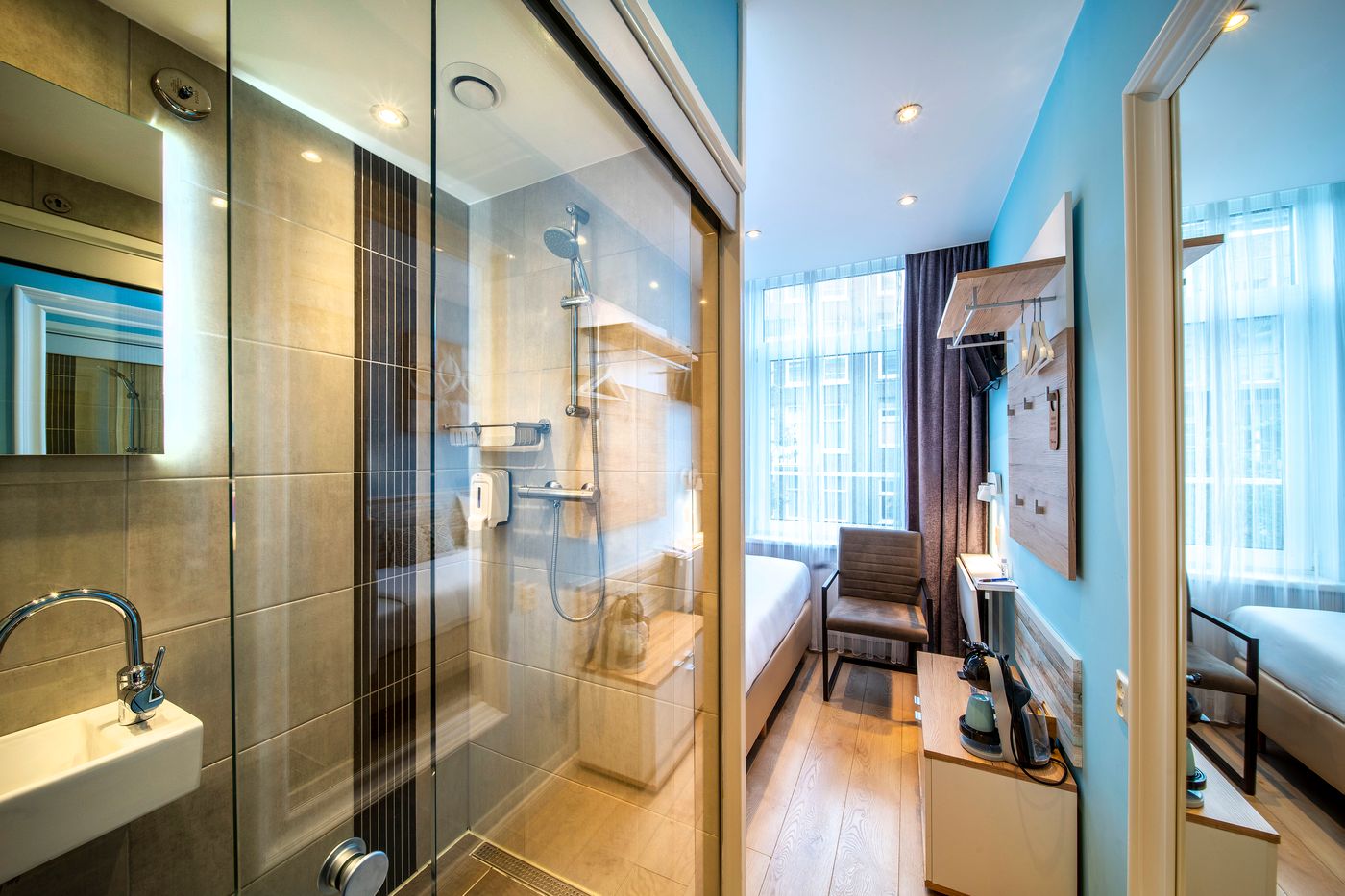 Hotel-Jupiter-Room-64