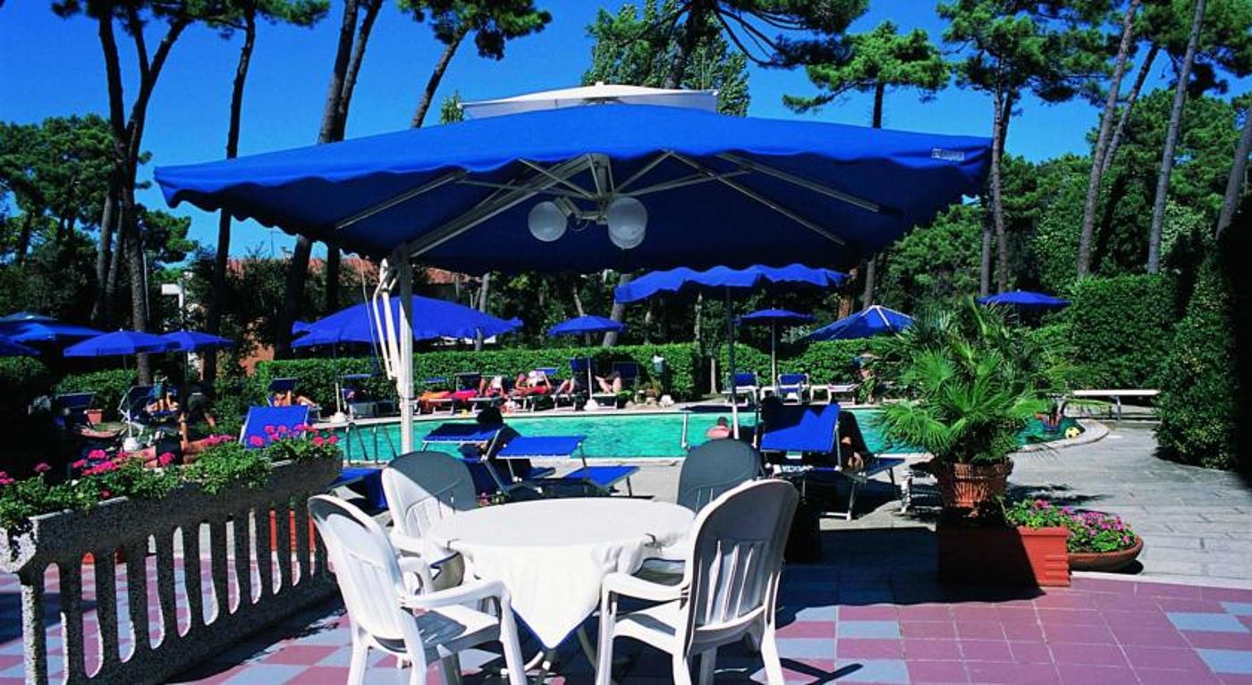 Grand Hotel Golf-Italy-PISA-TIRRENIA-Pool-4
