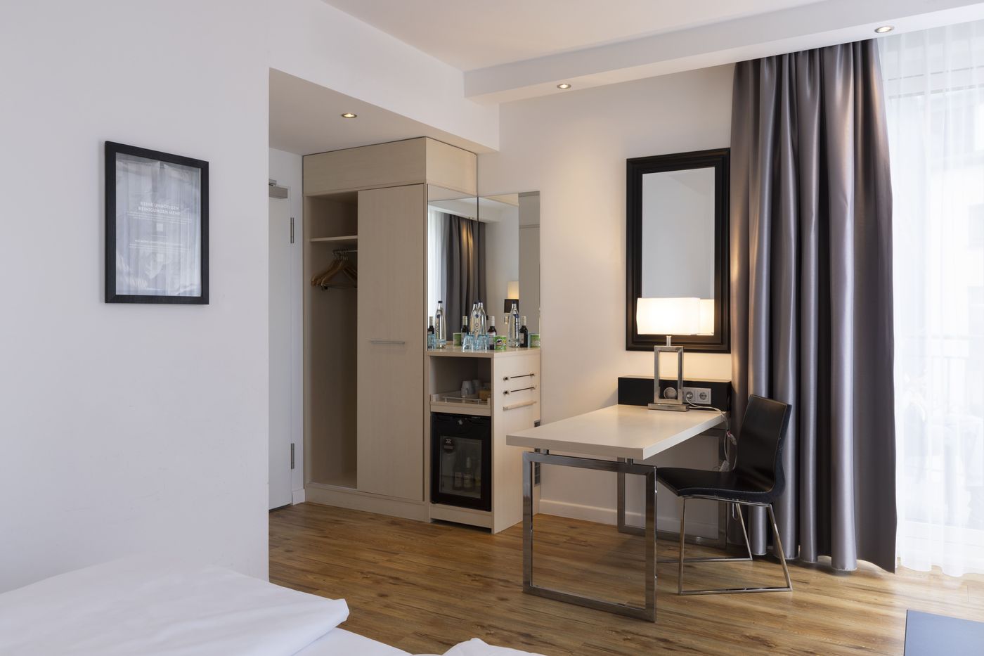 Scandic-Berlin-Kurfurstendamm-Room-32