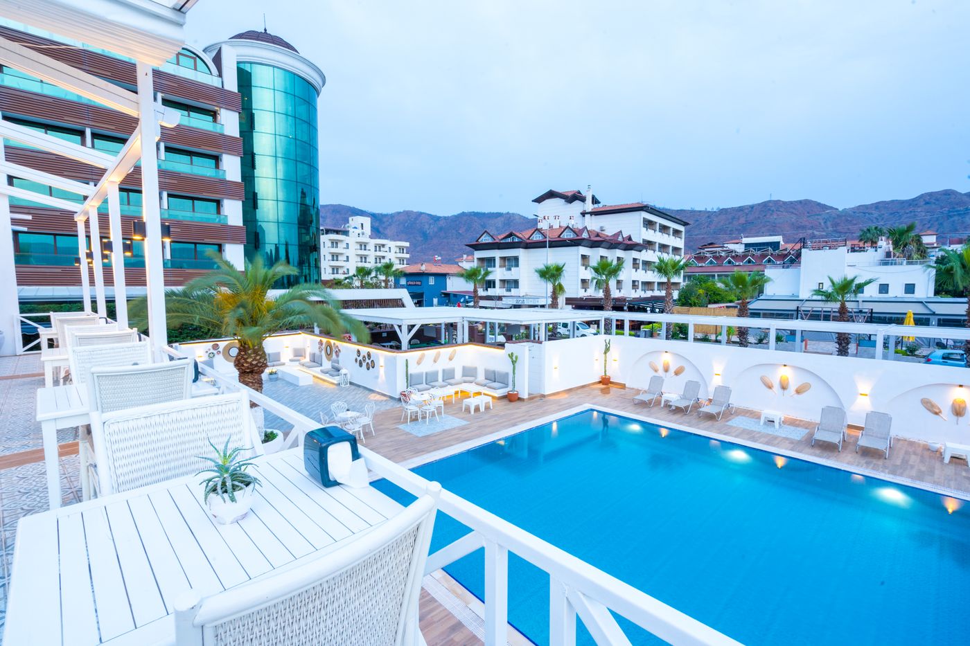 Casa and Blanca Hotel - Adults Only (13+)