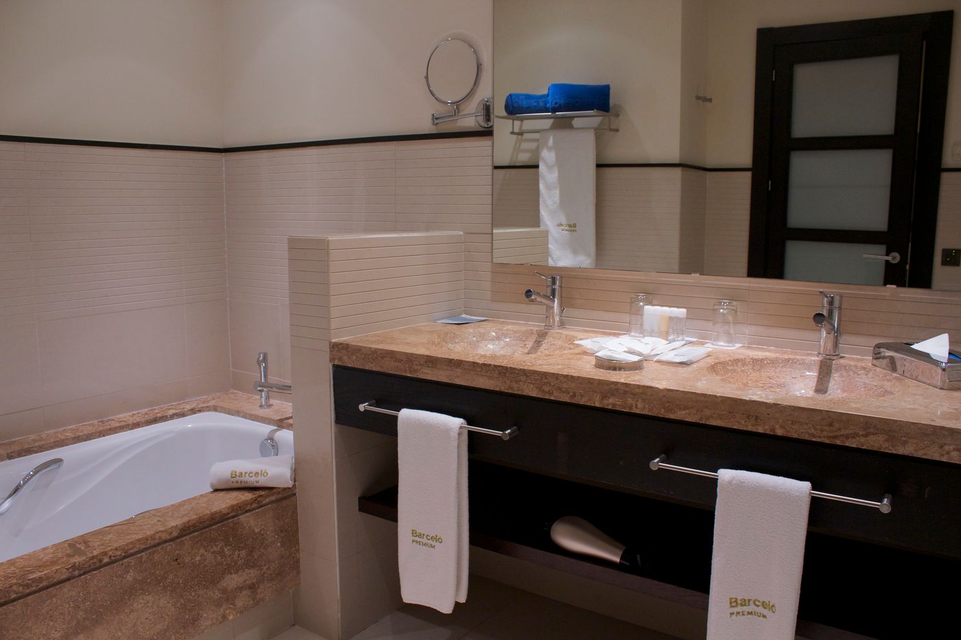 Royal-Hideaway-Sancti-Petri-Room-51