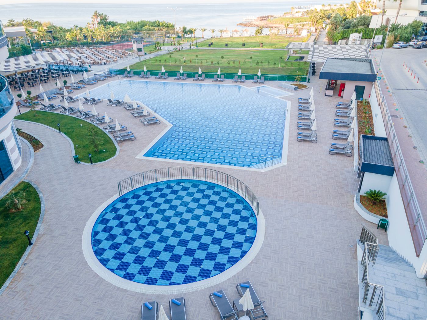 LONICERA PREMIUM HOTEL 15