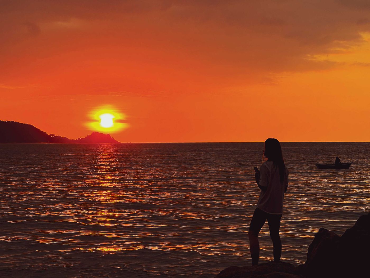 Andaman-Beach-Hotel-Phuket-Handwritten-Collection-Beach-64