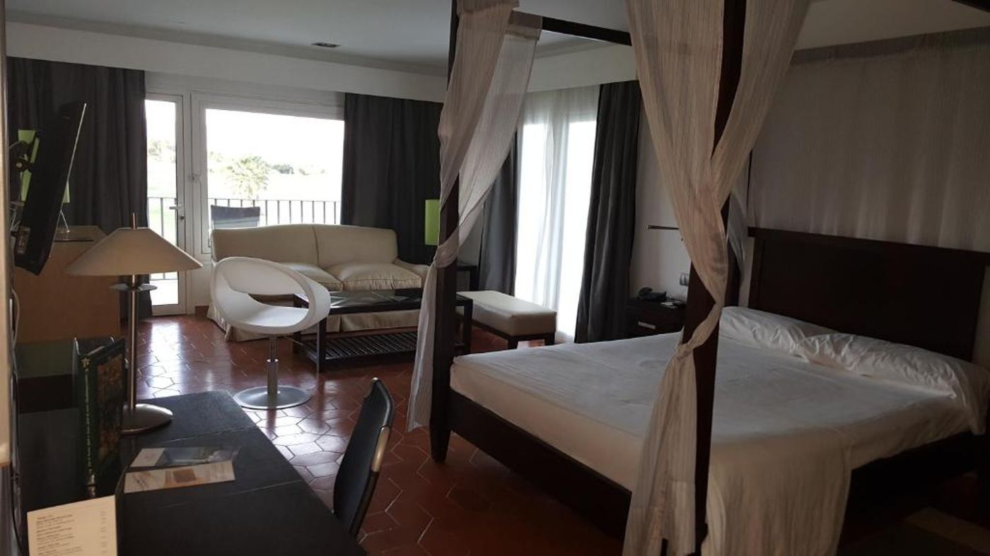 Parador-De-Malaga-Golf-Room-32