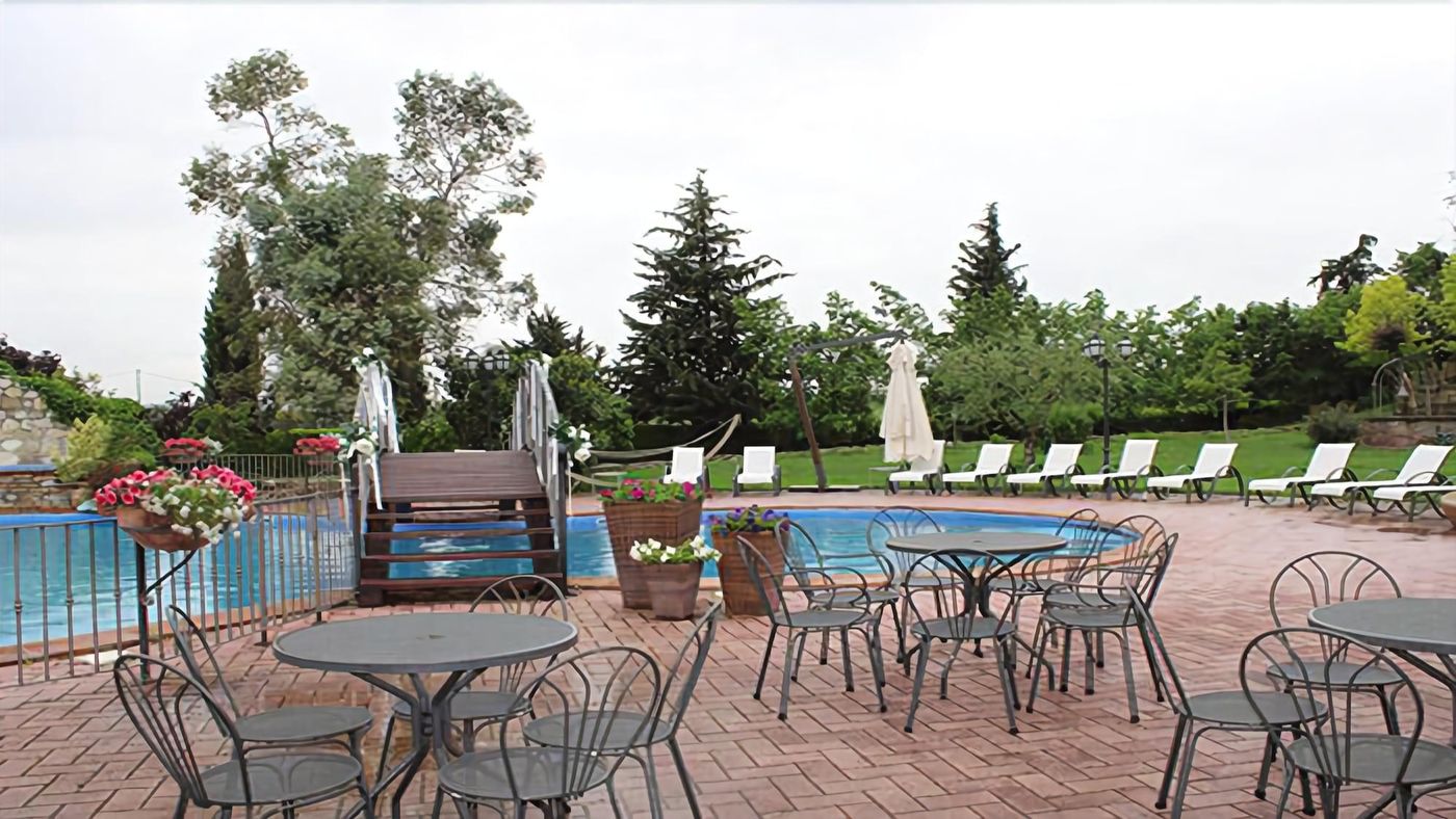 Relais Madonna Di Campagna-Italy-BASTIA UMBRA-General view-8