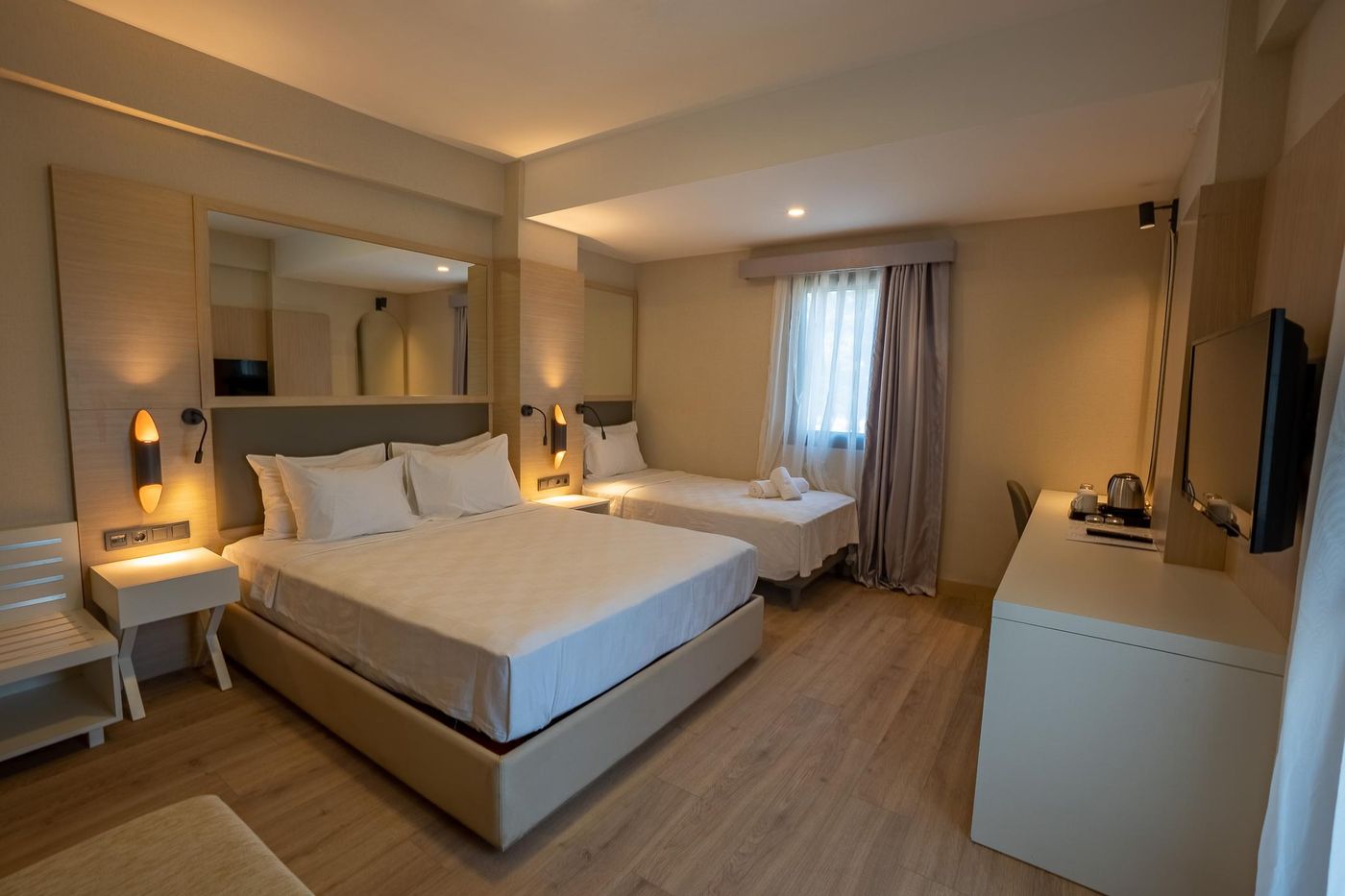 Long Beach Club Nature 16