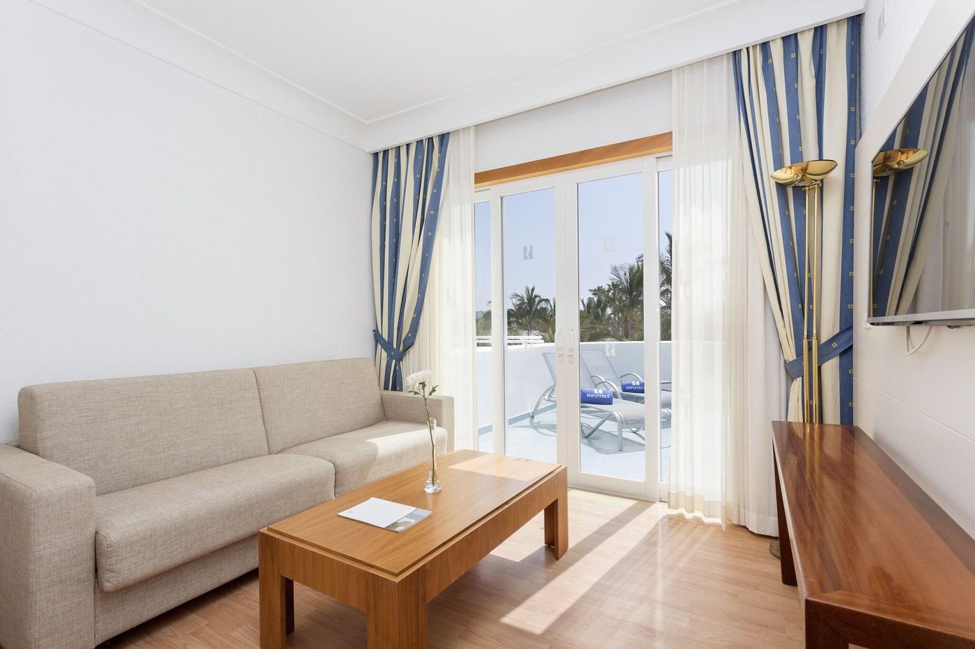 Hipotels-La-Geria-Room-42