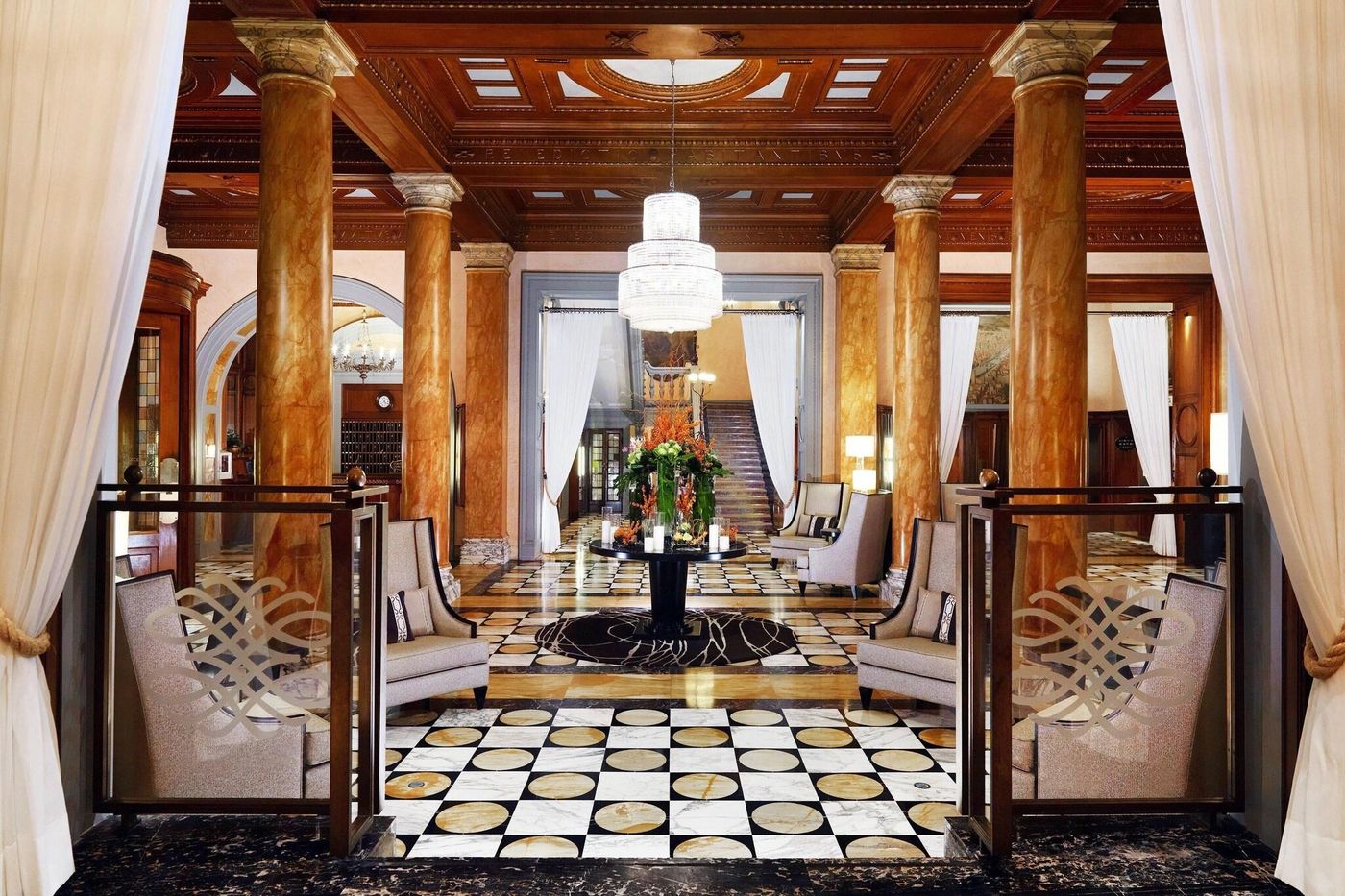 The-Westin-Excelsior-Lobby-16