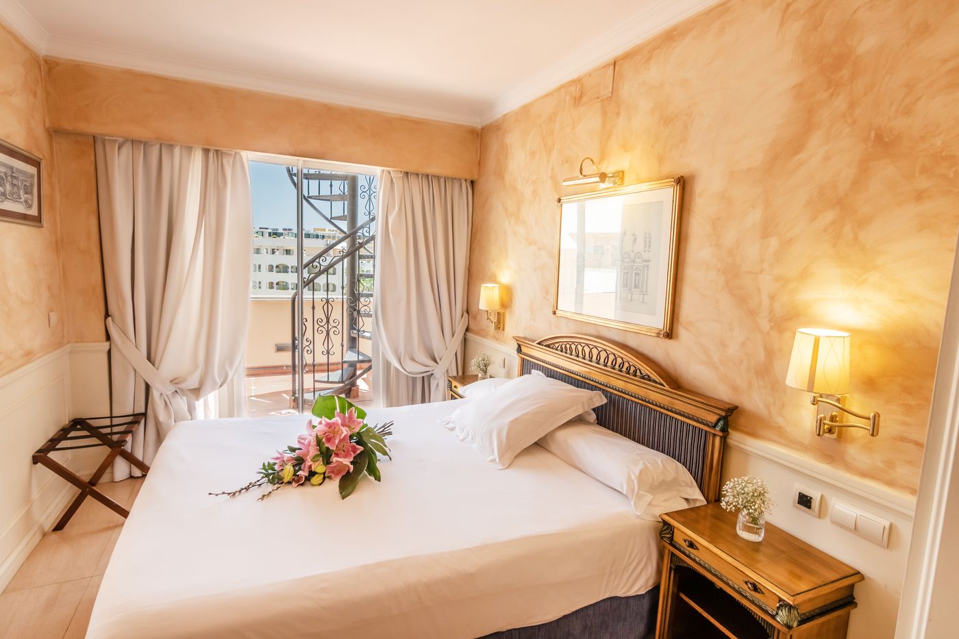 Guadalpin-Suit-Room-22