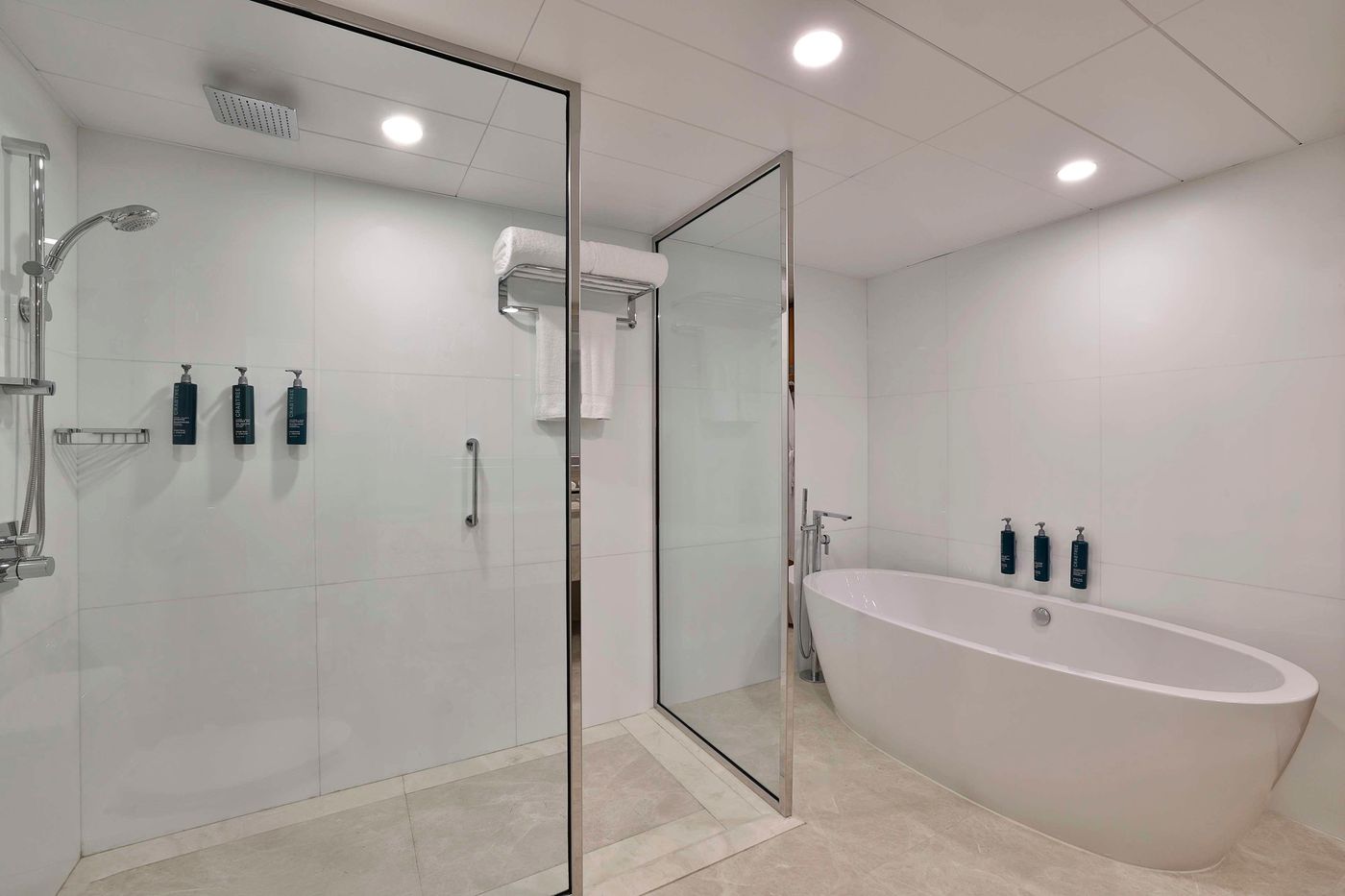 Hilton-Dubai-Jumeirah-Room-92