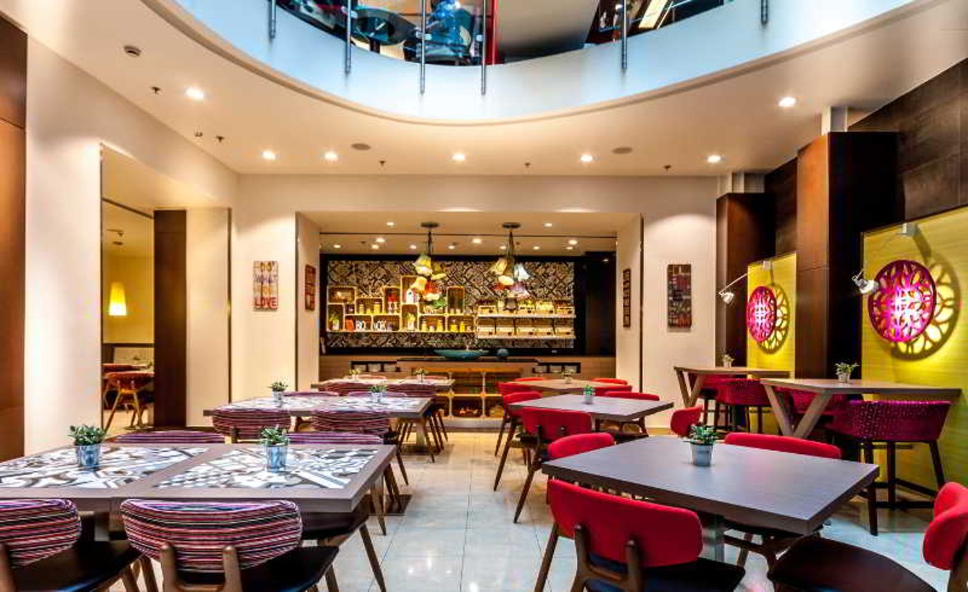 Ikonik-Parlament-Restaurant-28