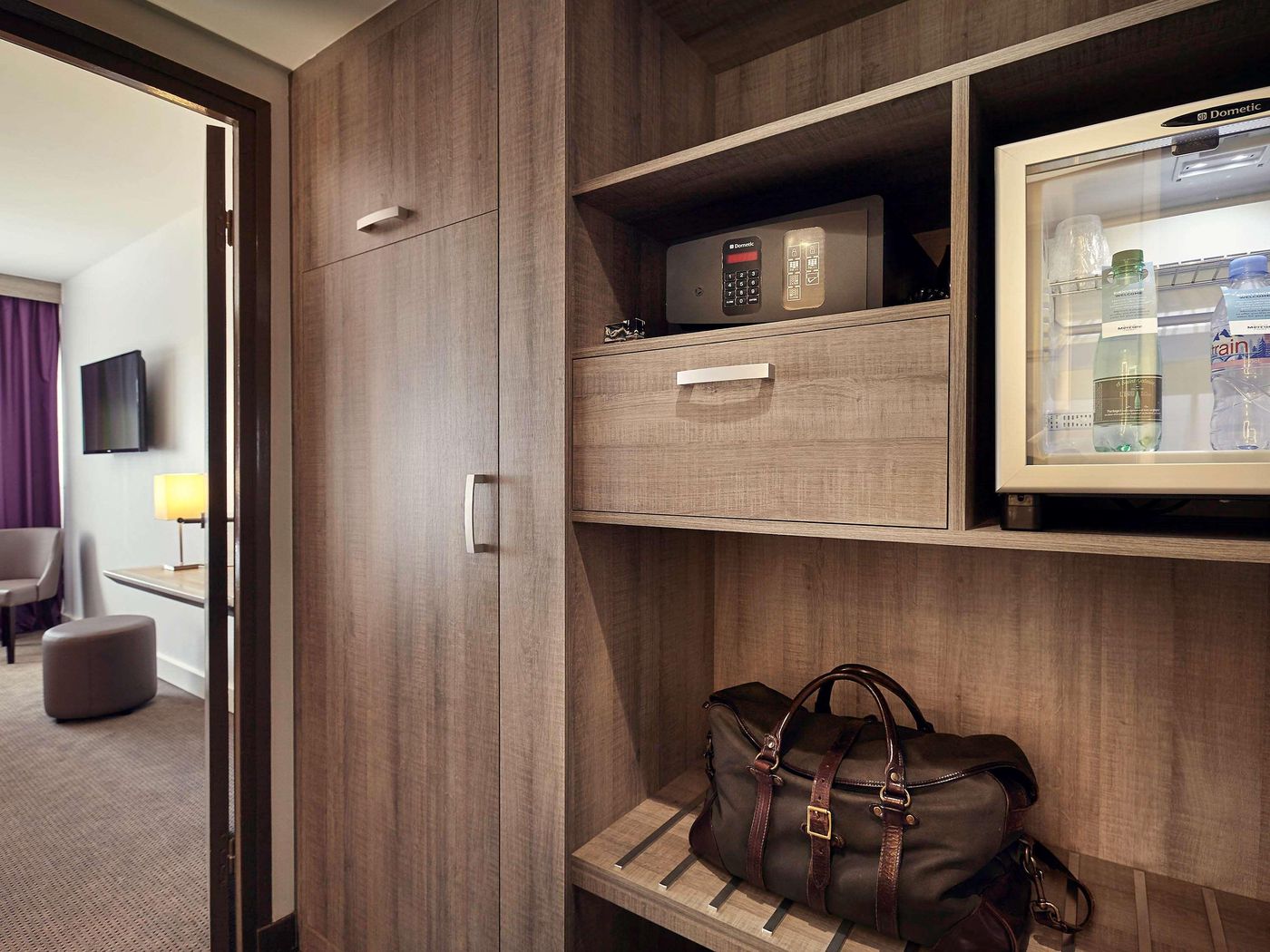 Mercure-Versailles-Parly-2-Room-35