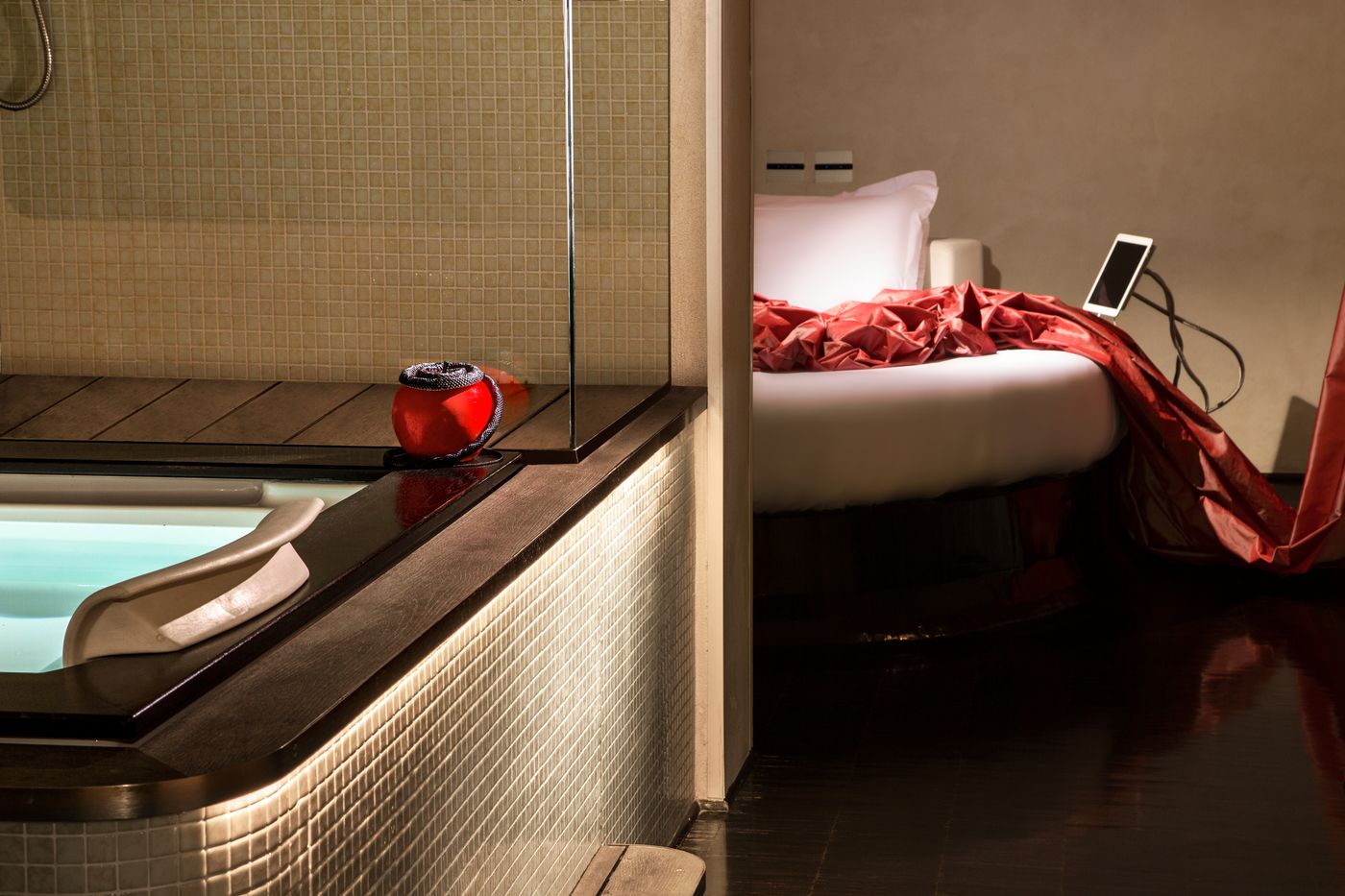 SuiteSistina-For-Brave-Lovers-General-view-39