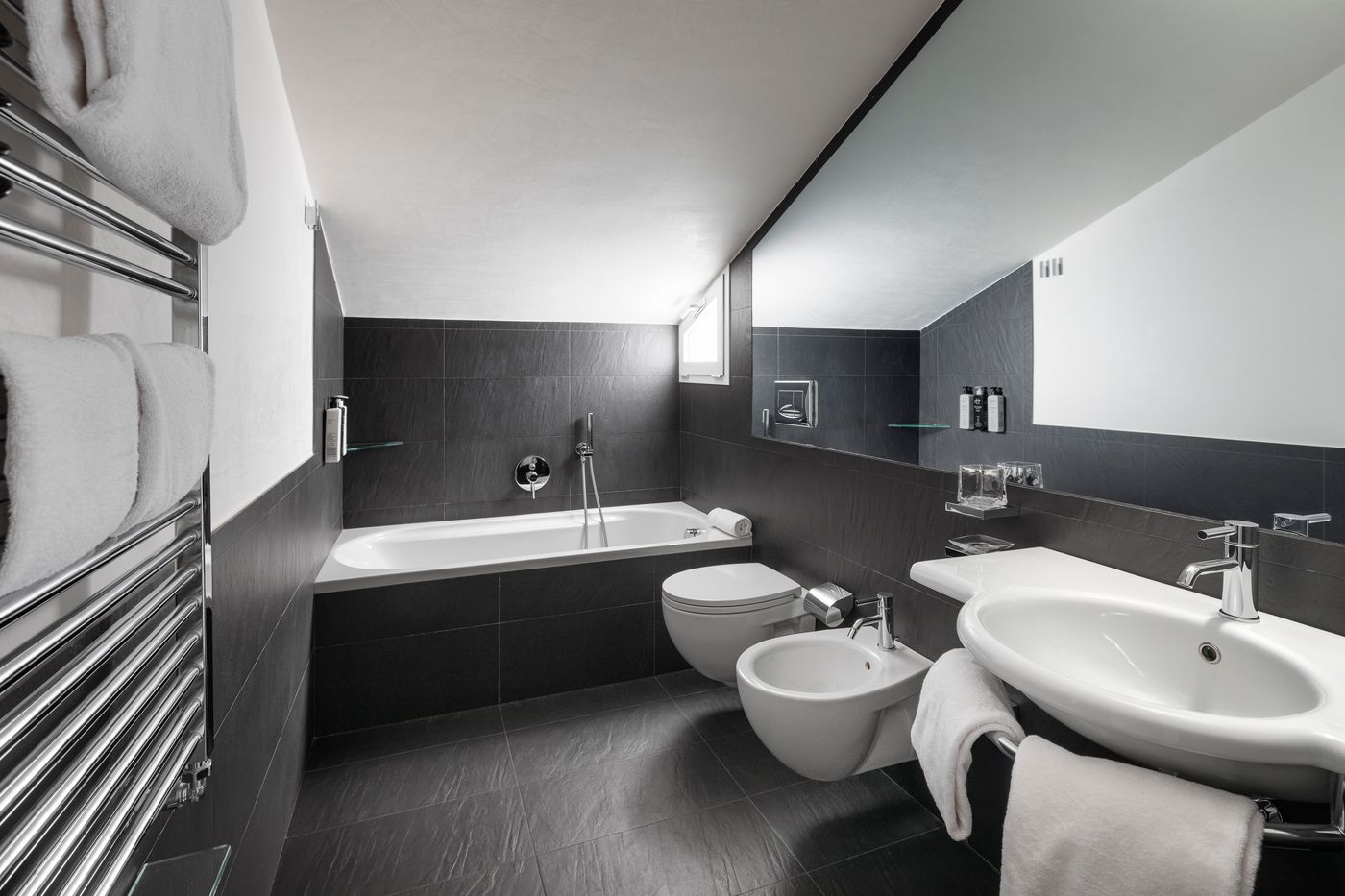 Lhp-Montecatini-Palace---Spa-Room-28