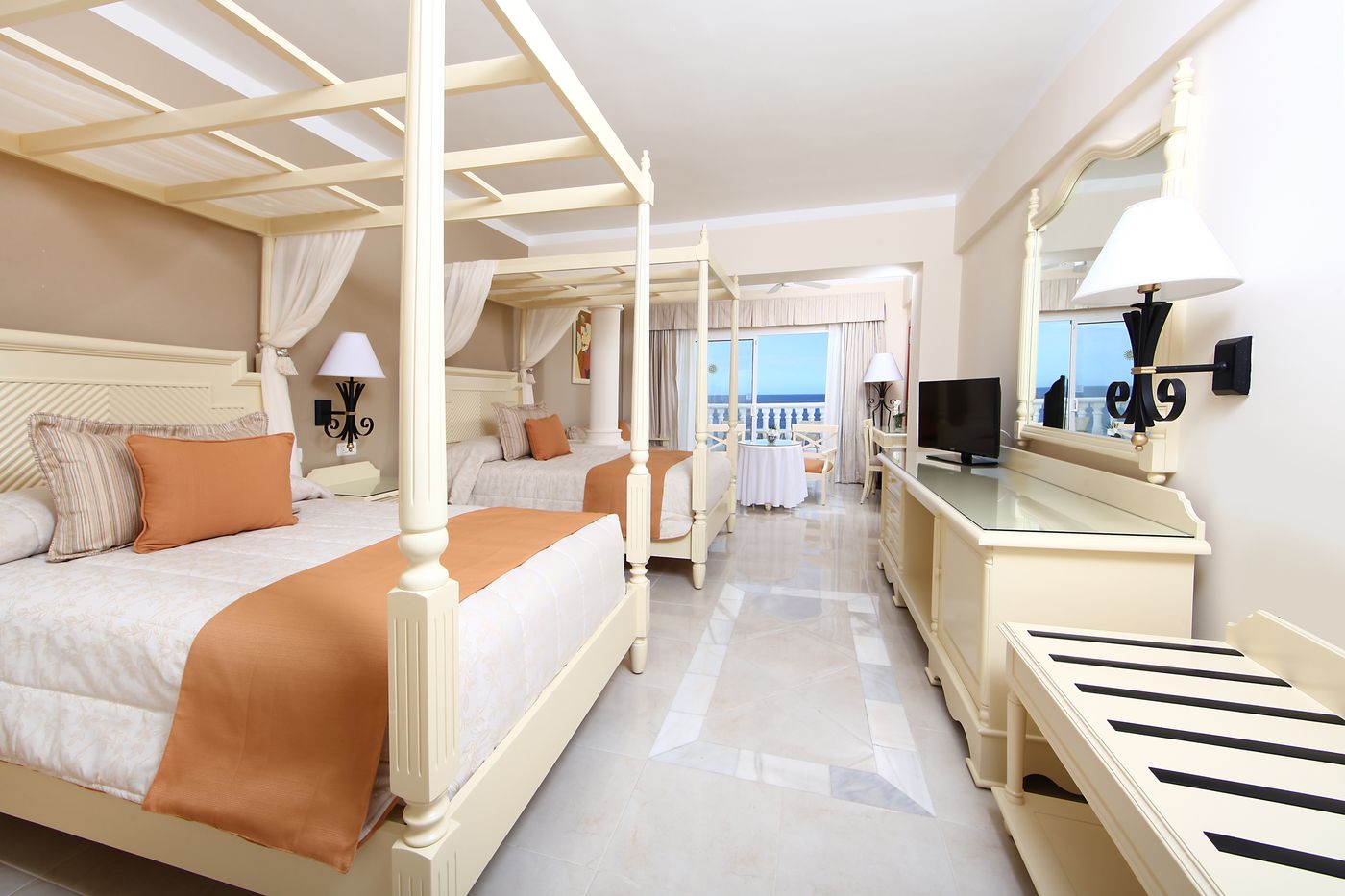 Luxury-Bahia-Principe-Runaway-Bay-All-Inclusive-Adults-Only-Room-28