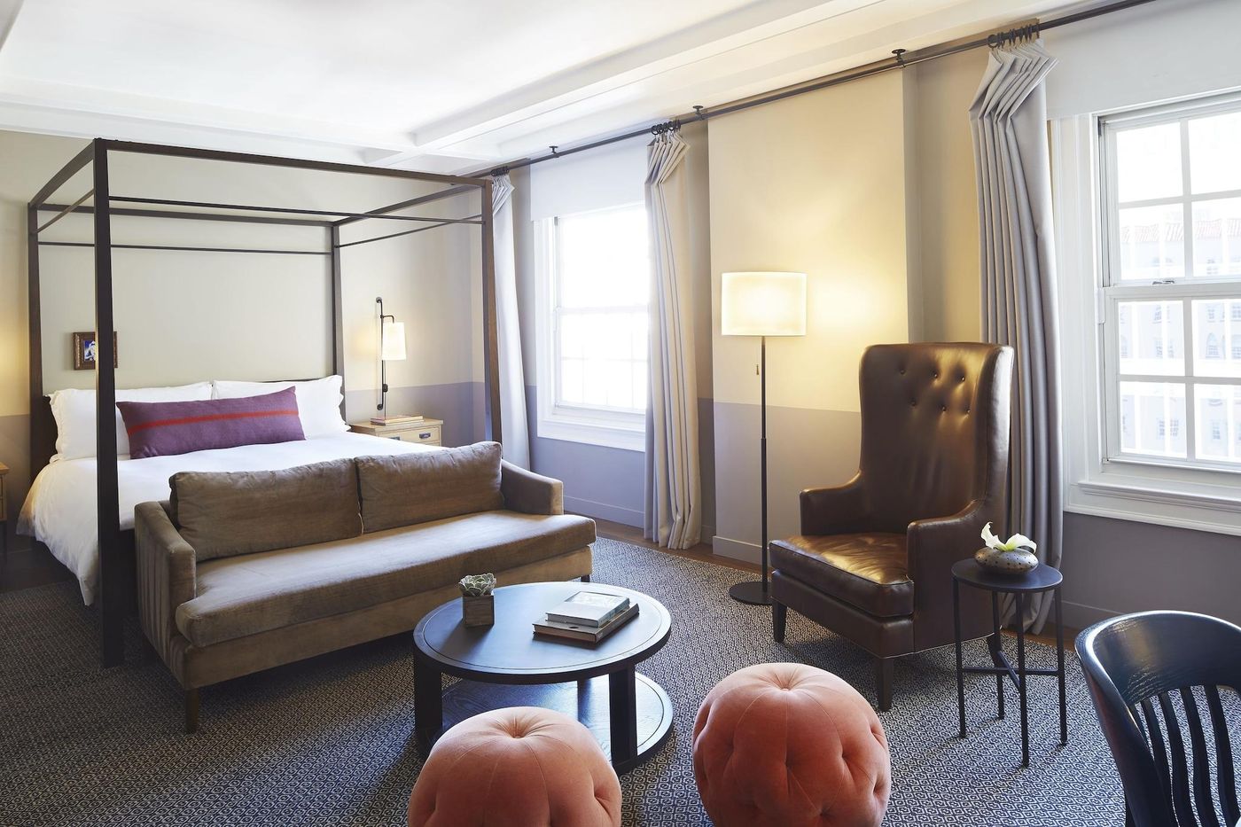 Hollywood-Roosevelt-Room-40