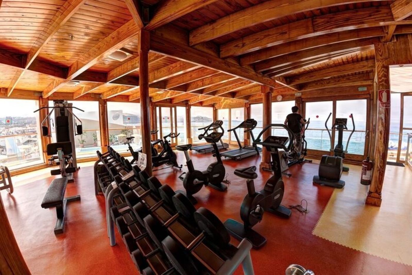 Bull-Reina-Isabel---Spa-Sports-and-Entertainment-43