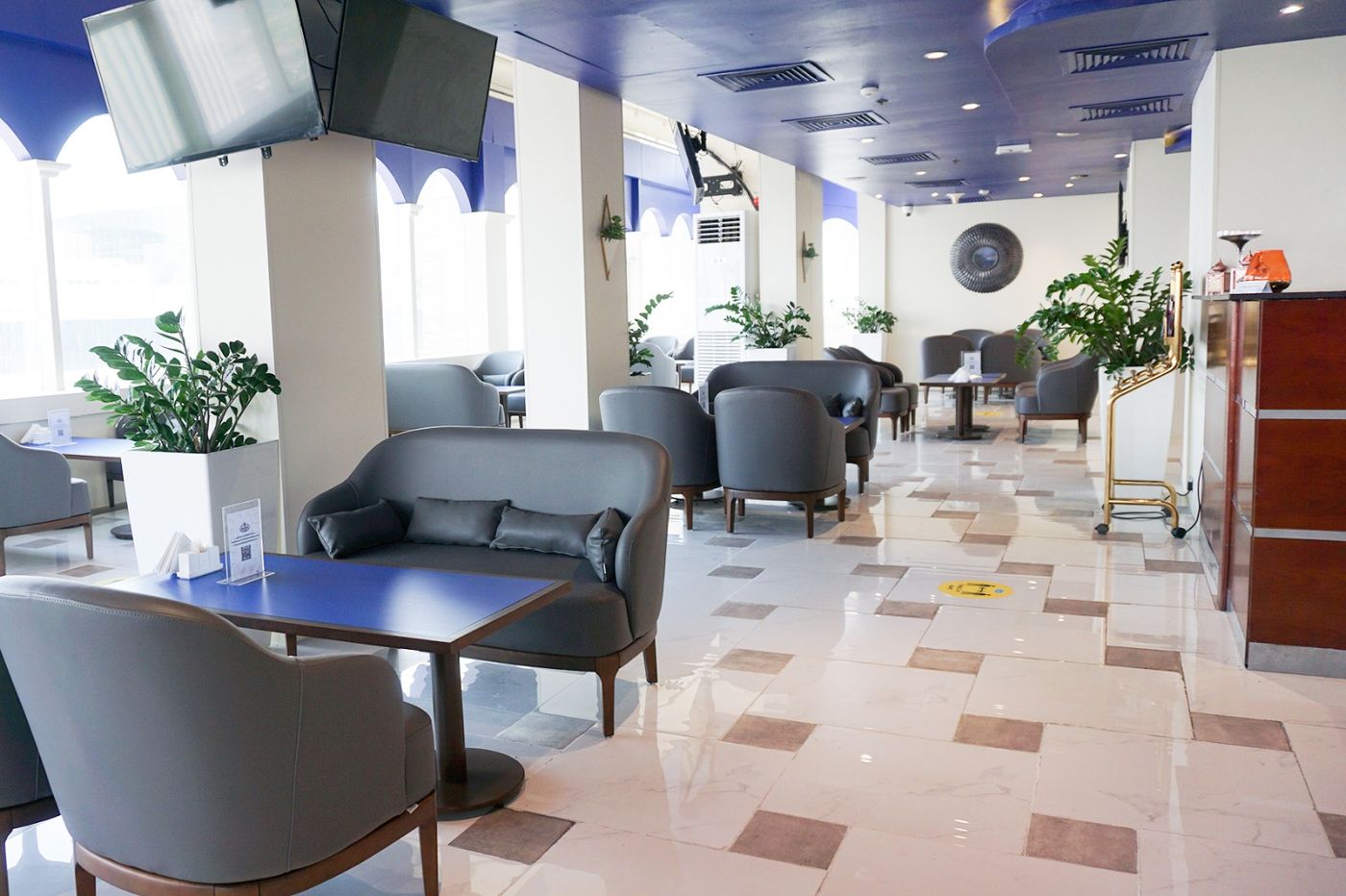 The Royal Riviera 03.02