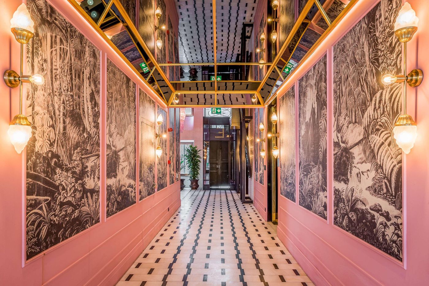 Room-Mate-Emir-Lobby-25