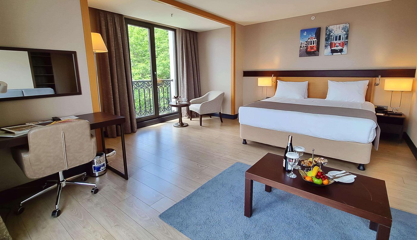 Port-Bosphorus-Hotel-Room-6
