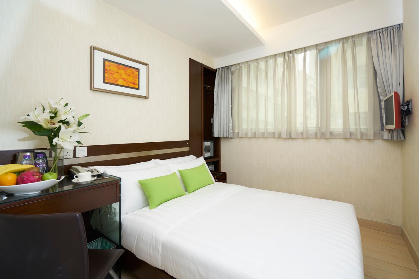 Pop-Inn-Mong-Kok-Room-8