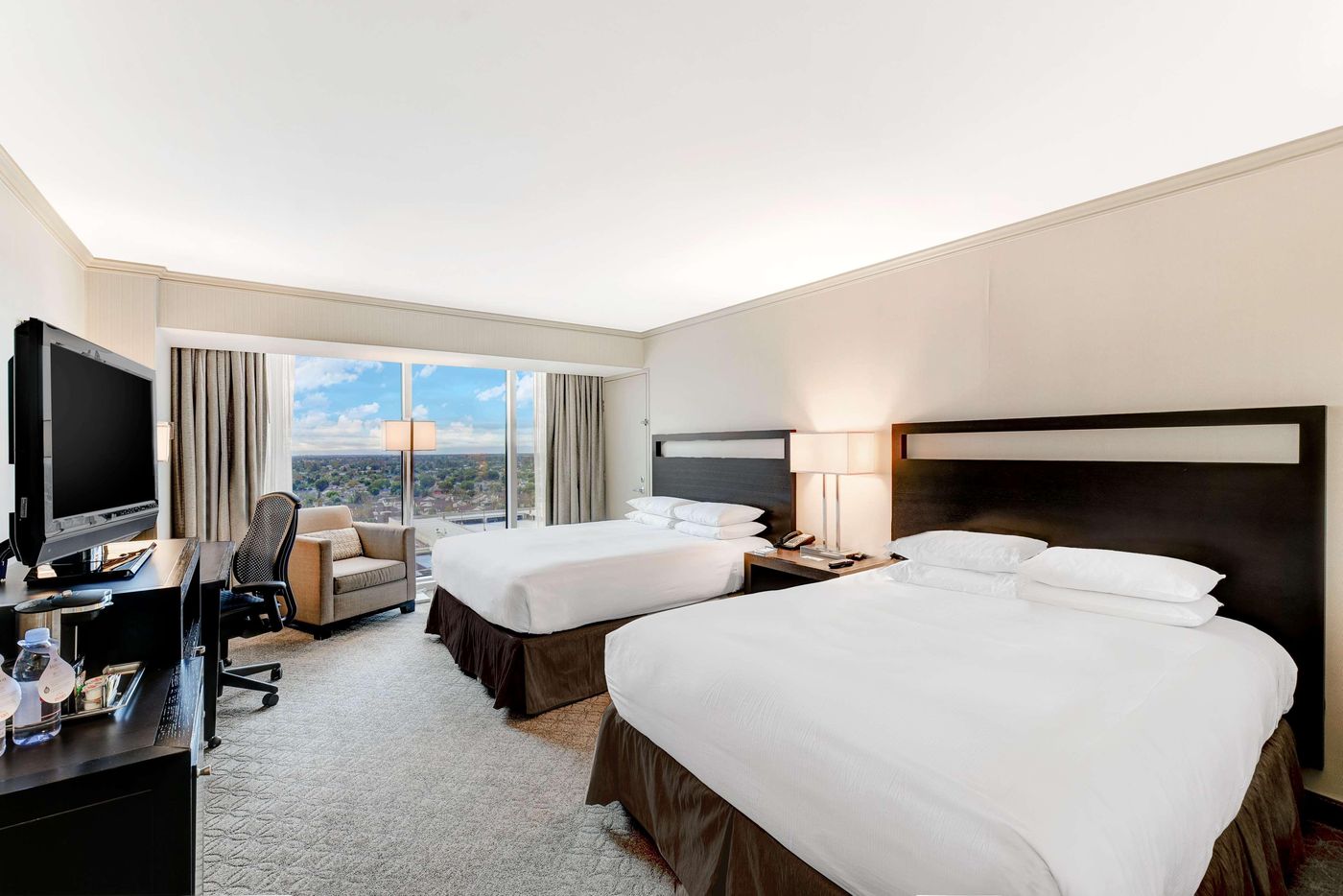 Hilton-Anaheim-Room-37