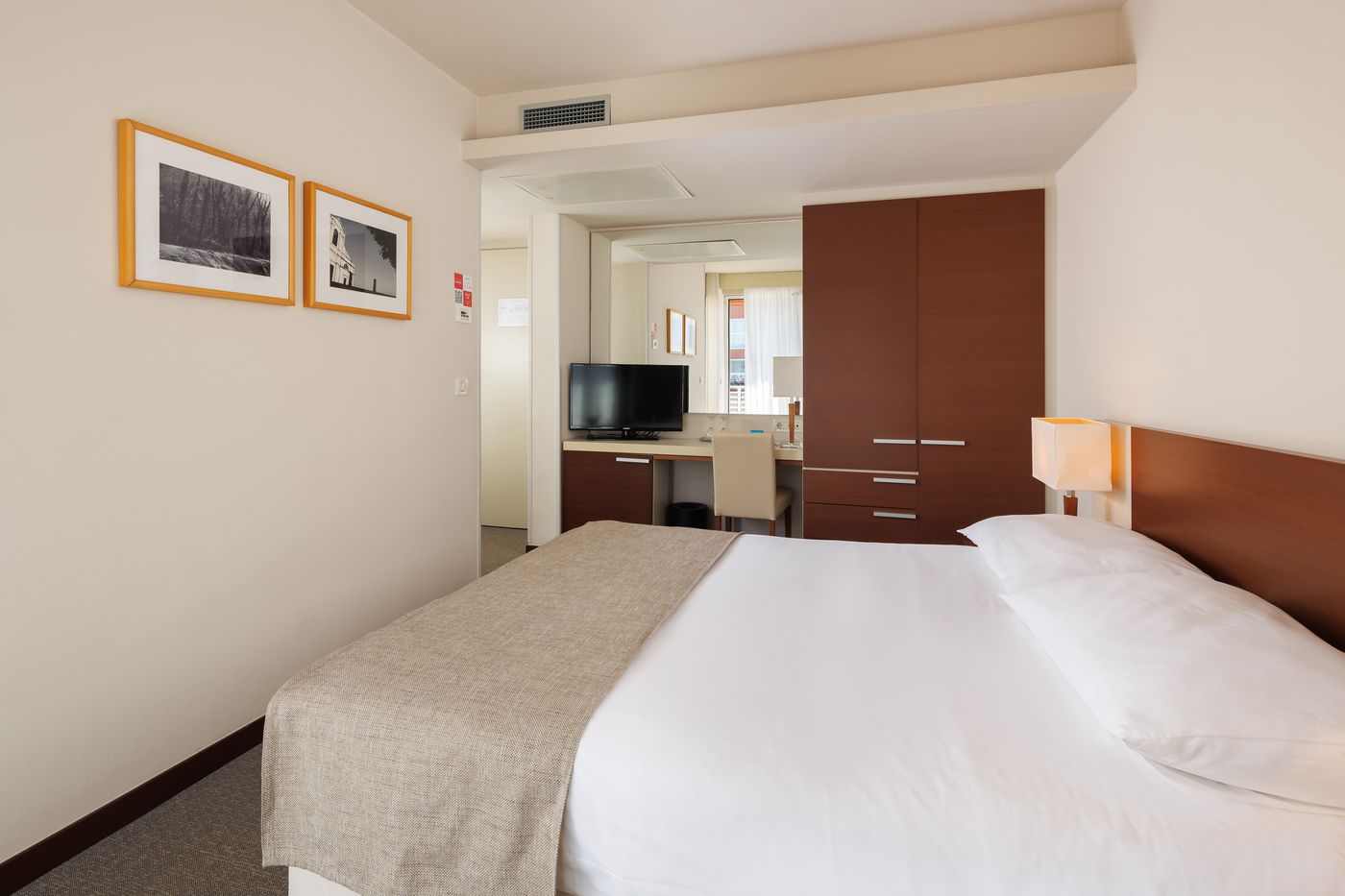 Hotel-Albatros-Plava-Laguna-Room-19