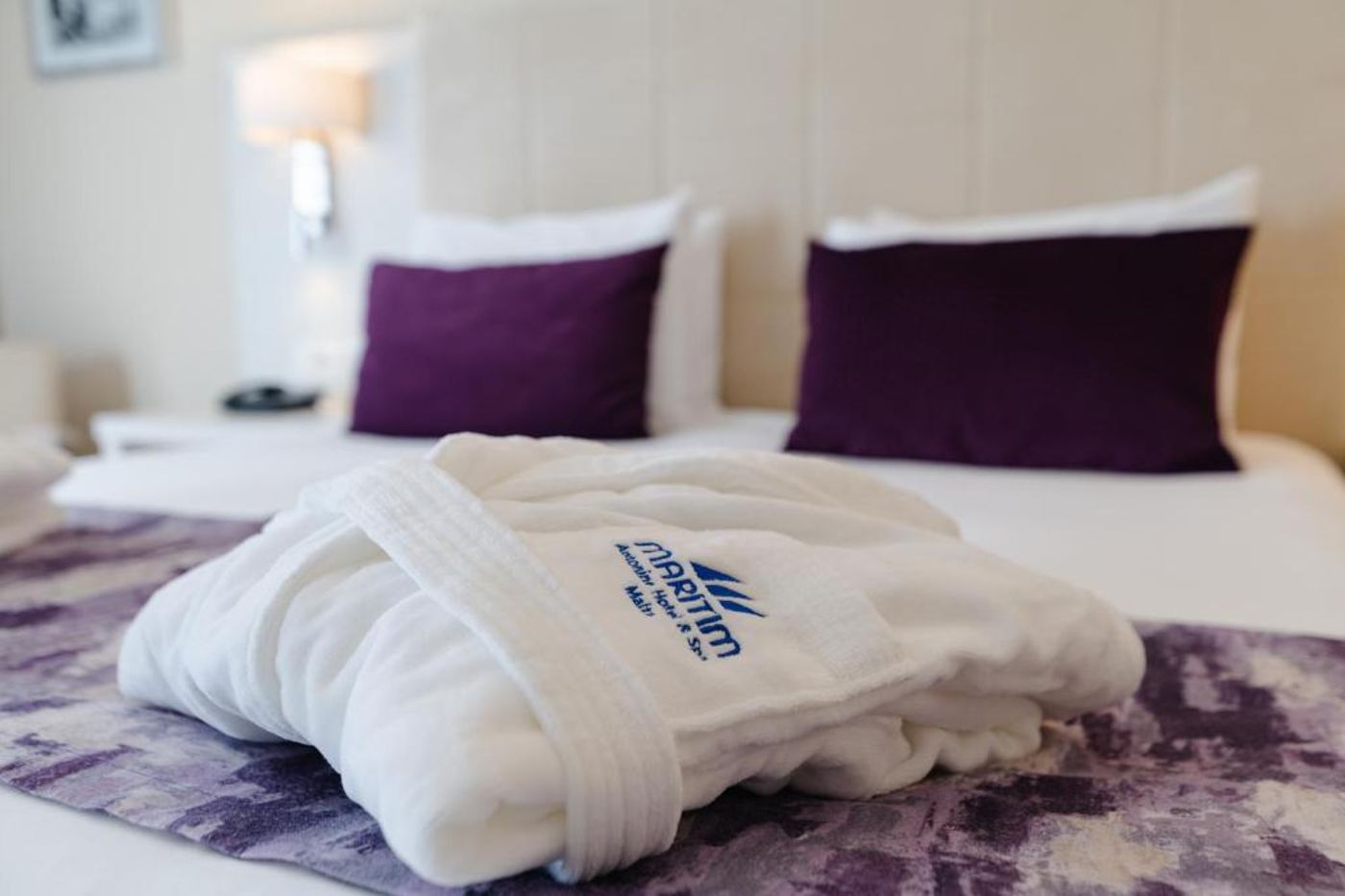 Maritim-Antonine-Hotel---Spa-Room-49