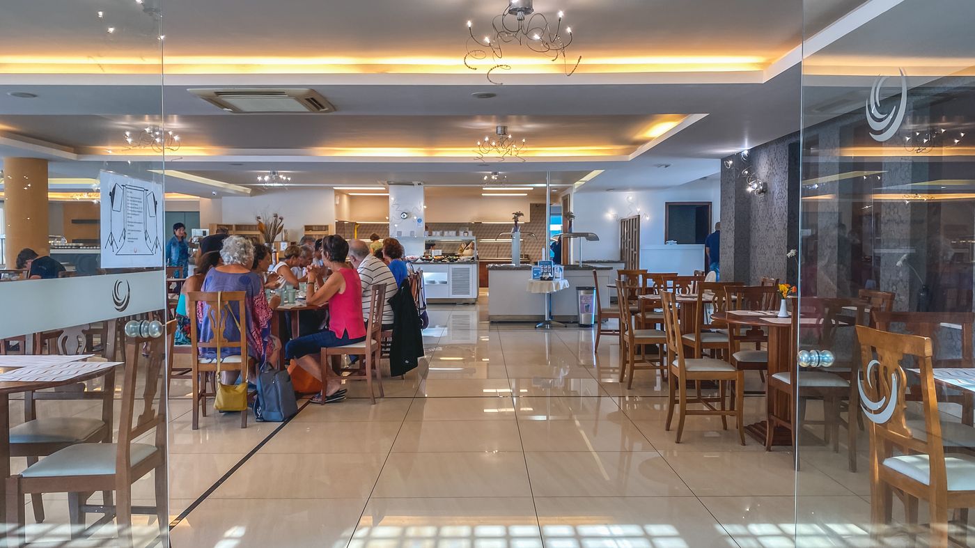 Chrispy-World-Restaurant-51