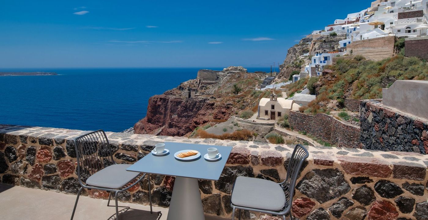 Old-Castle-Oia-Room-41