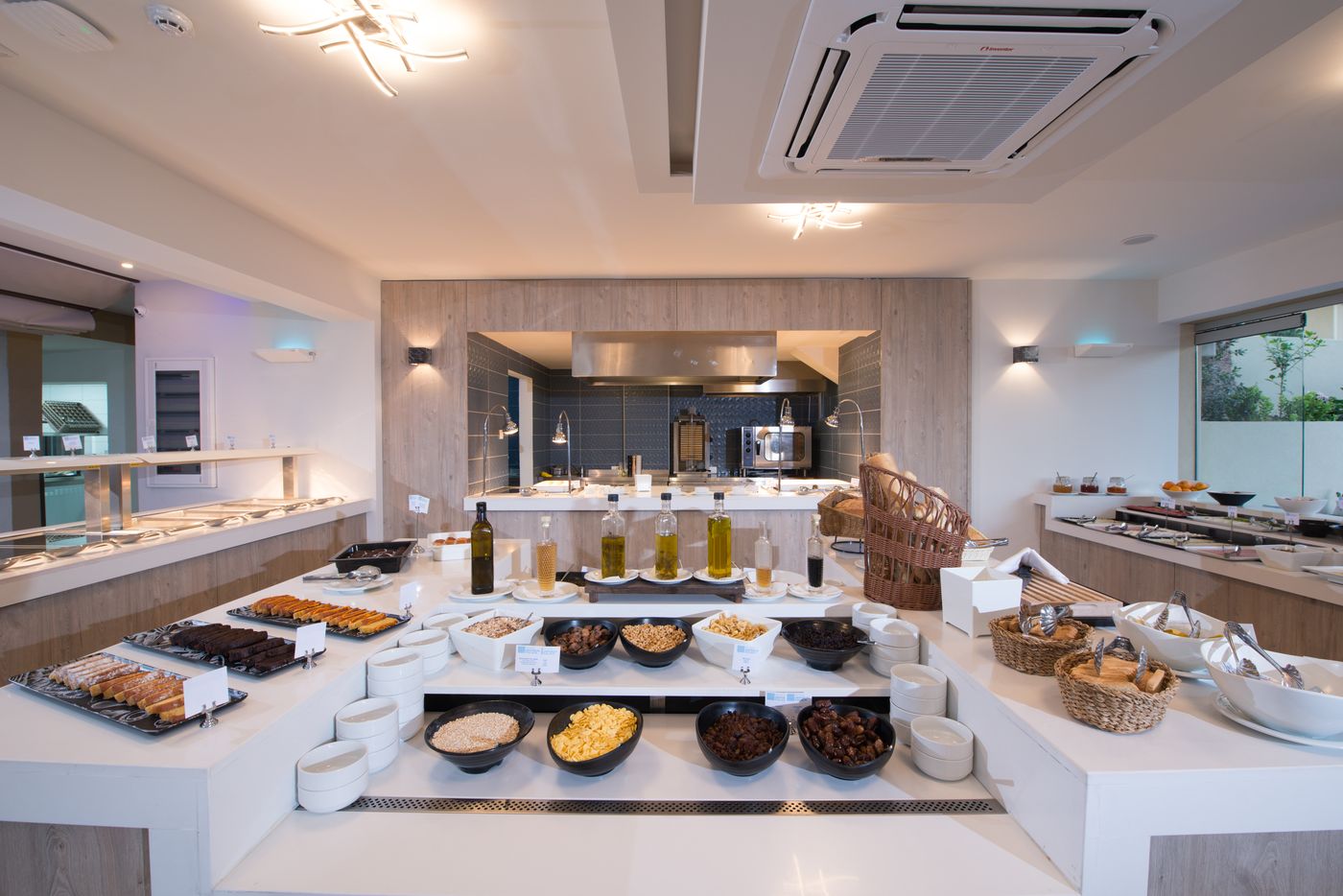 CHC Imperial Palace - Adults Only