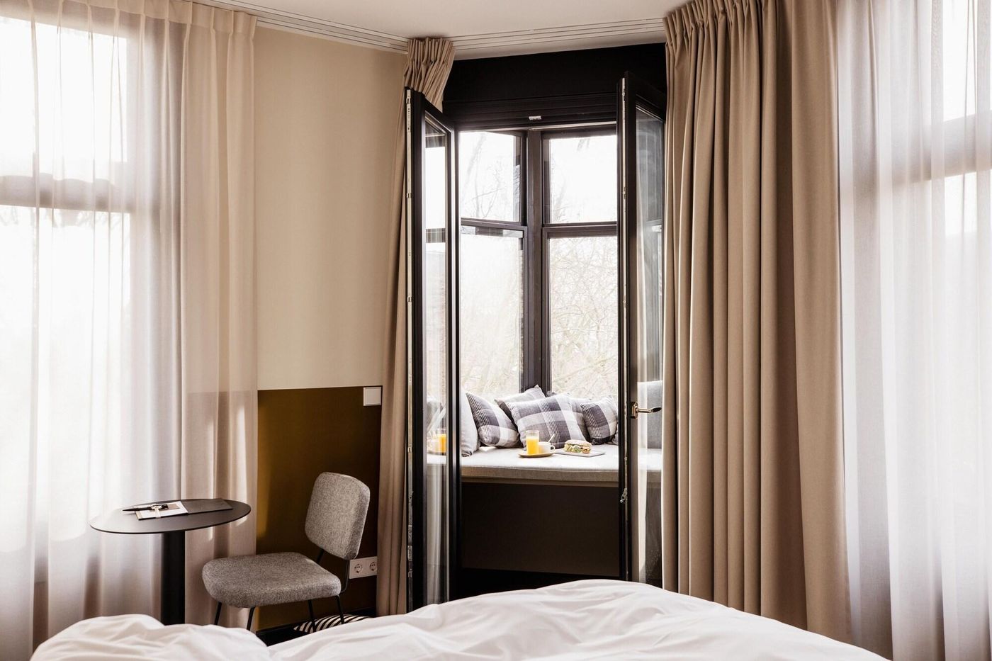 The Hunfeld-Netherlands-Utrecht-Room-6