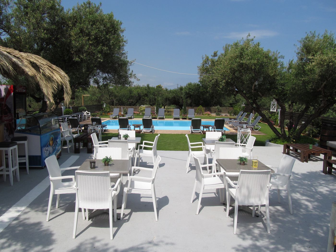 Valentina Apartments & Studios