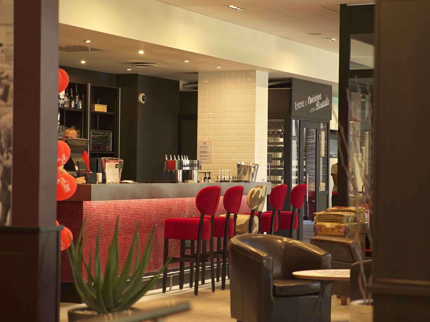 ibis-Villepinte-Parc-Expos-Bar-11