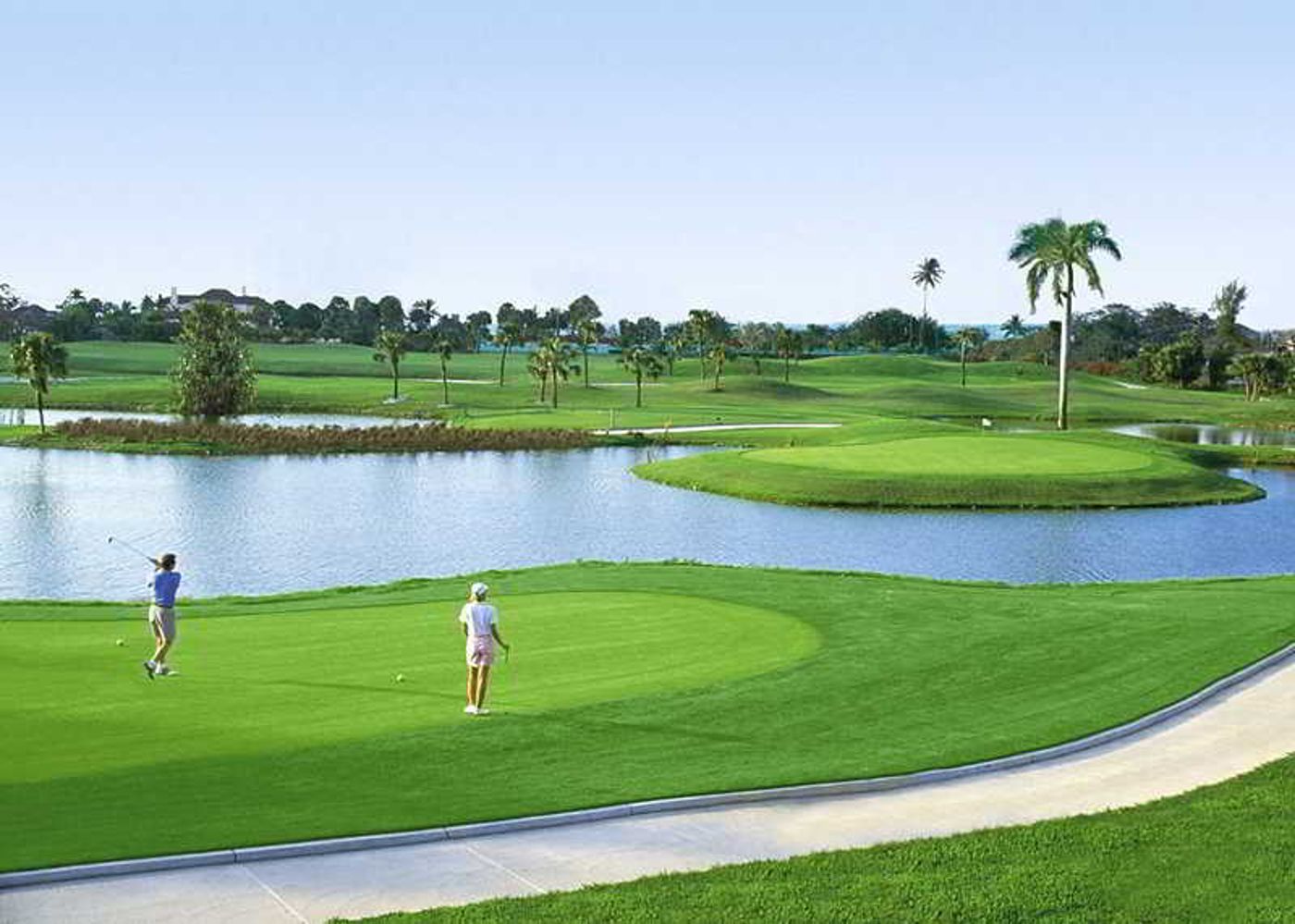 Wyndham-Nassau-Resort-Sports-and-Entertainment-1