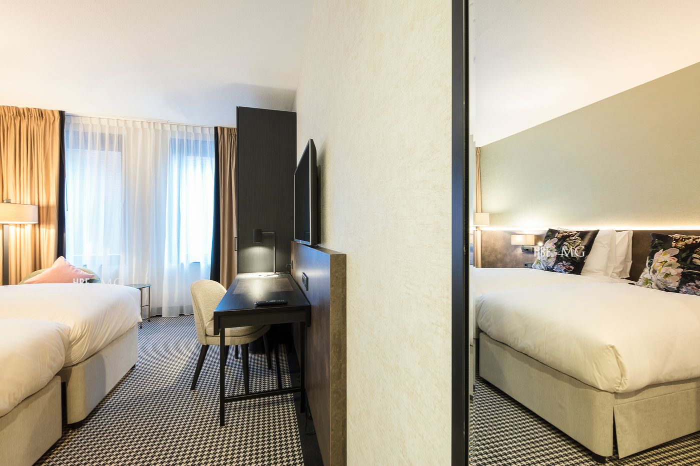 Monet-Garden-Hotel-Amsterdam-Room-20