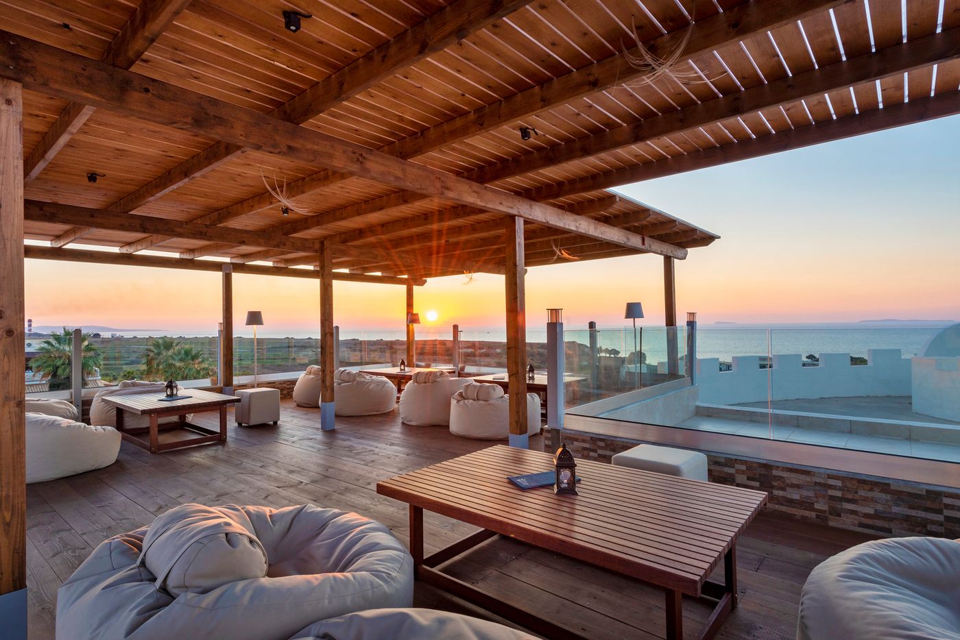 Kouros-Palace-Bar-69